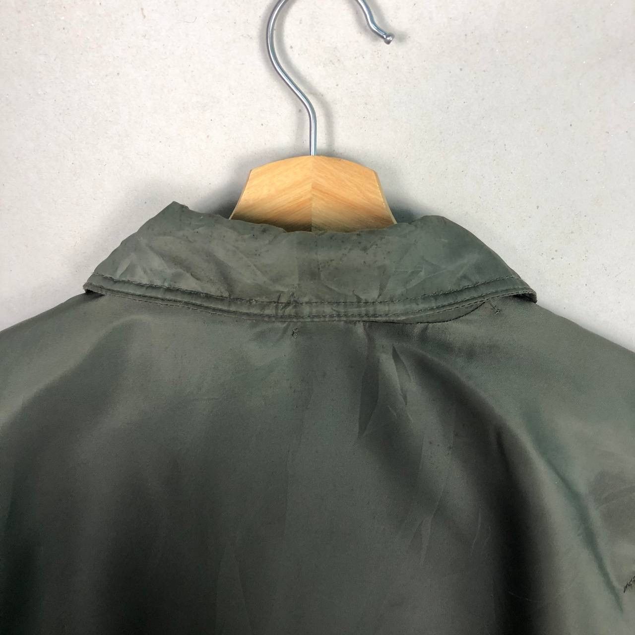Vintage Vintage U.S Air Force Bomber Flight Jacket Army Green Size US XXL / EU 58 / 5 - 9 Thumbnail