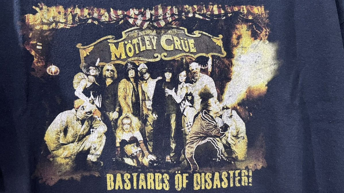 Band Tees Mötley Crüe "Bastards of Disaster" Tour 2005 Size XXL Size US XXL / EU 58 / 5 - 5 Thumbnail