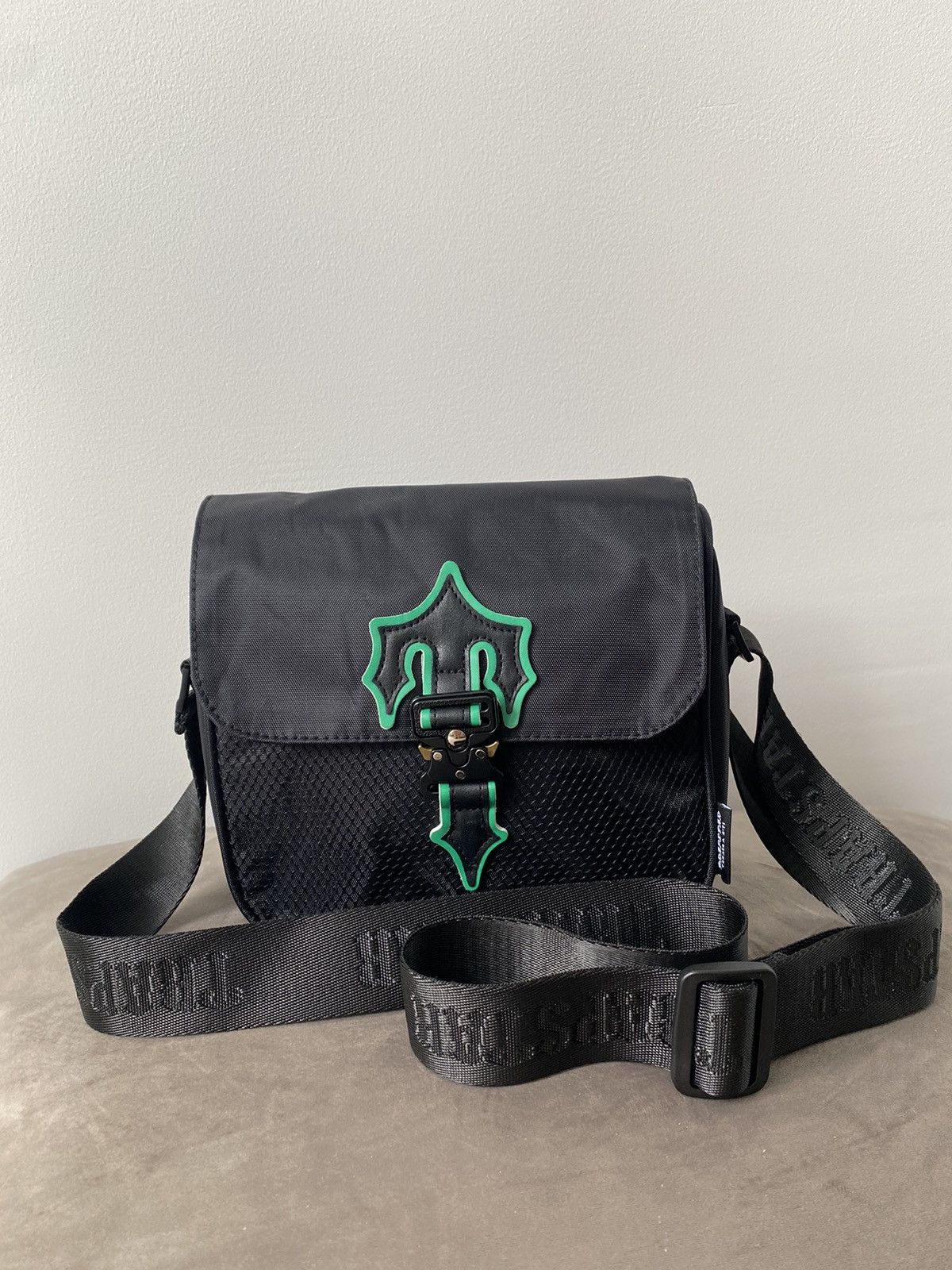 Trapstar London Trapstar Irongate T Cross-Body Bag 1.0 Black/Green