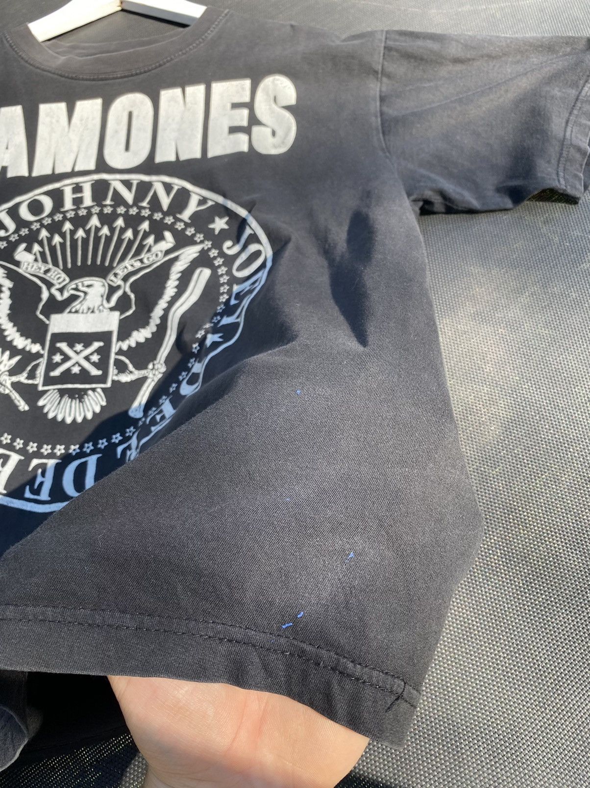 Band Tees Vintage 90s RAMONES Faded Band T Shirt Size US M / EU 48-50 / 2 - 4 Thumbnail