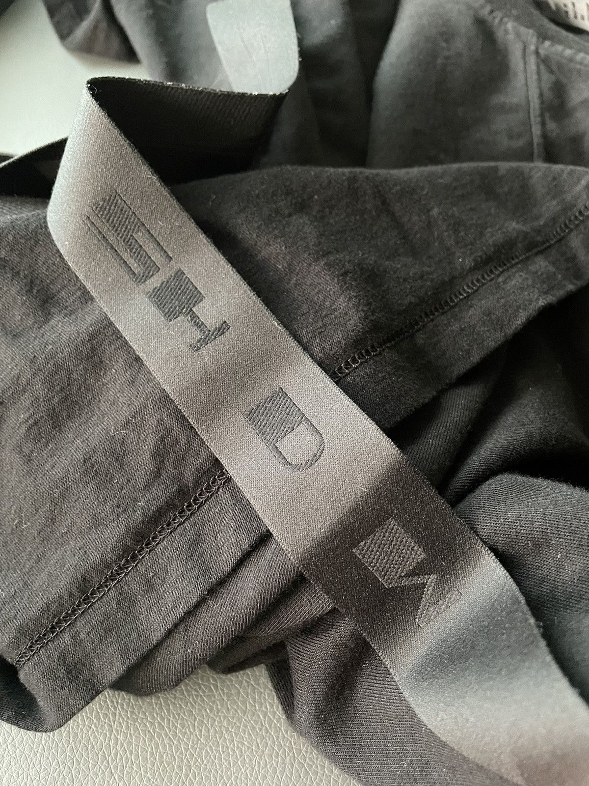 Rick Owens × Rick Owens Drkshdw Limited Edition Brand New Distressed Rick Owens Shirt Tee Size US L / EU 52-54 / 3 - 10 Thumbnail