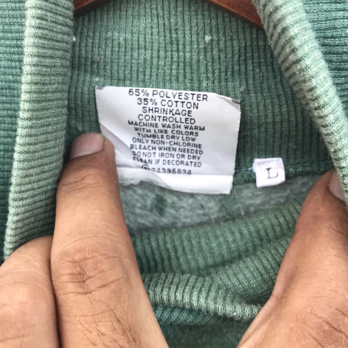 Lee Vintage NYSC USA Turtleneck Spellout Sweatshirt Size US L / EU 52-54 / 3 - 7 Thumbnail