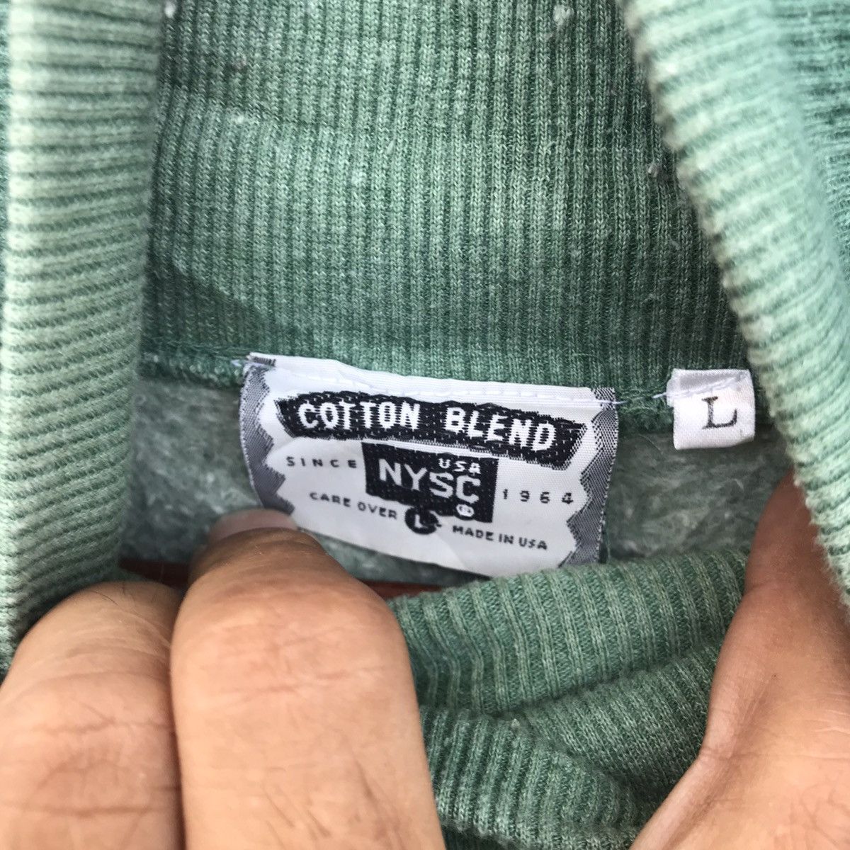 Lee Vintage NYSC USA Turtleneck Spellout Sweatshirt Size US L / EU 52-54 / 3 - 6 Thumbnail