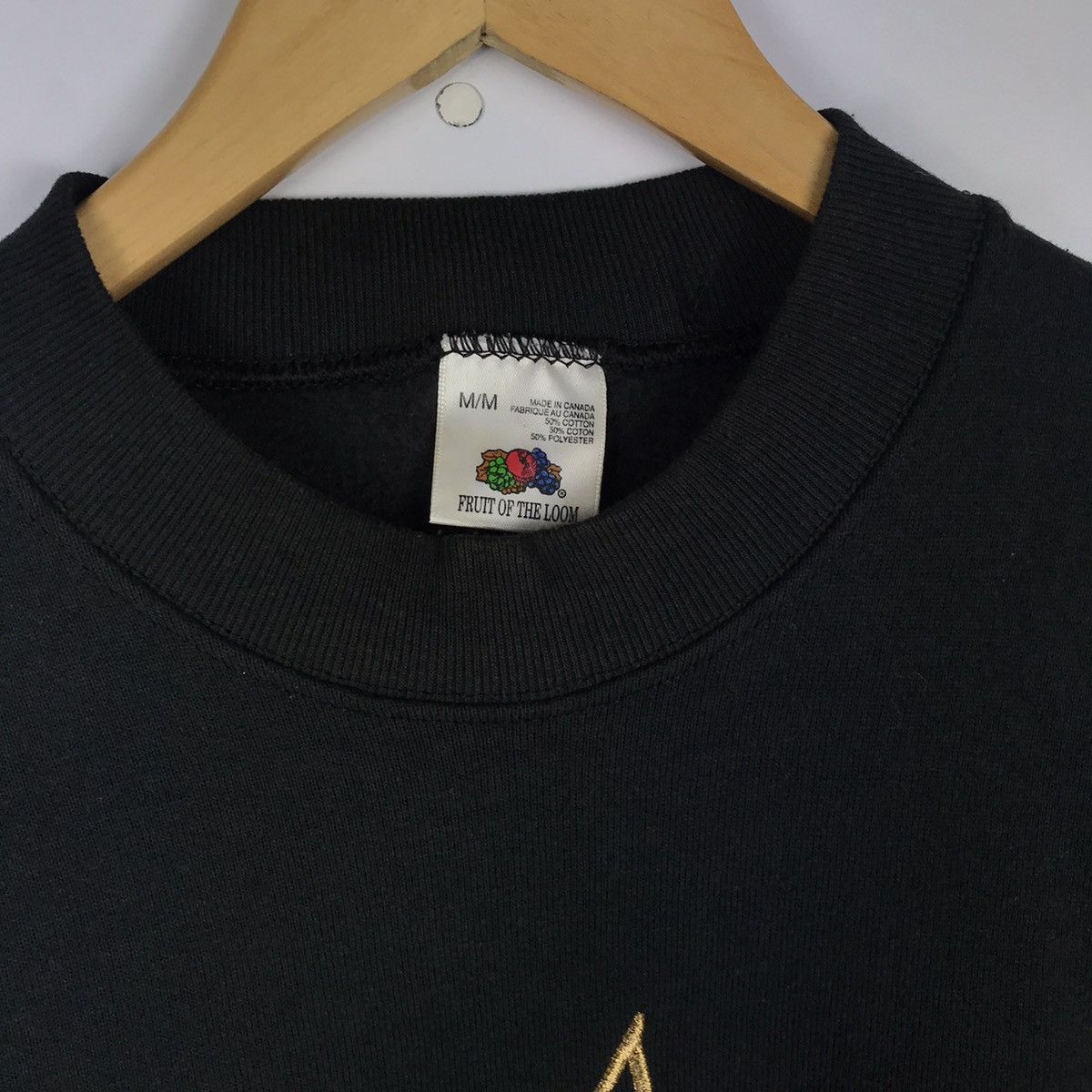 Fruit Of The Loom Vintage 90s Vancouver Canada Spellout Embroidery Sweatshirt Size US L / EU 52-54 / 3 - 5 Thumbnail