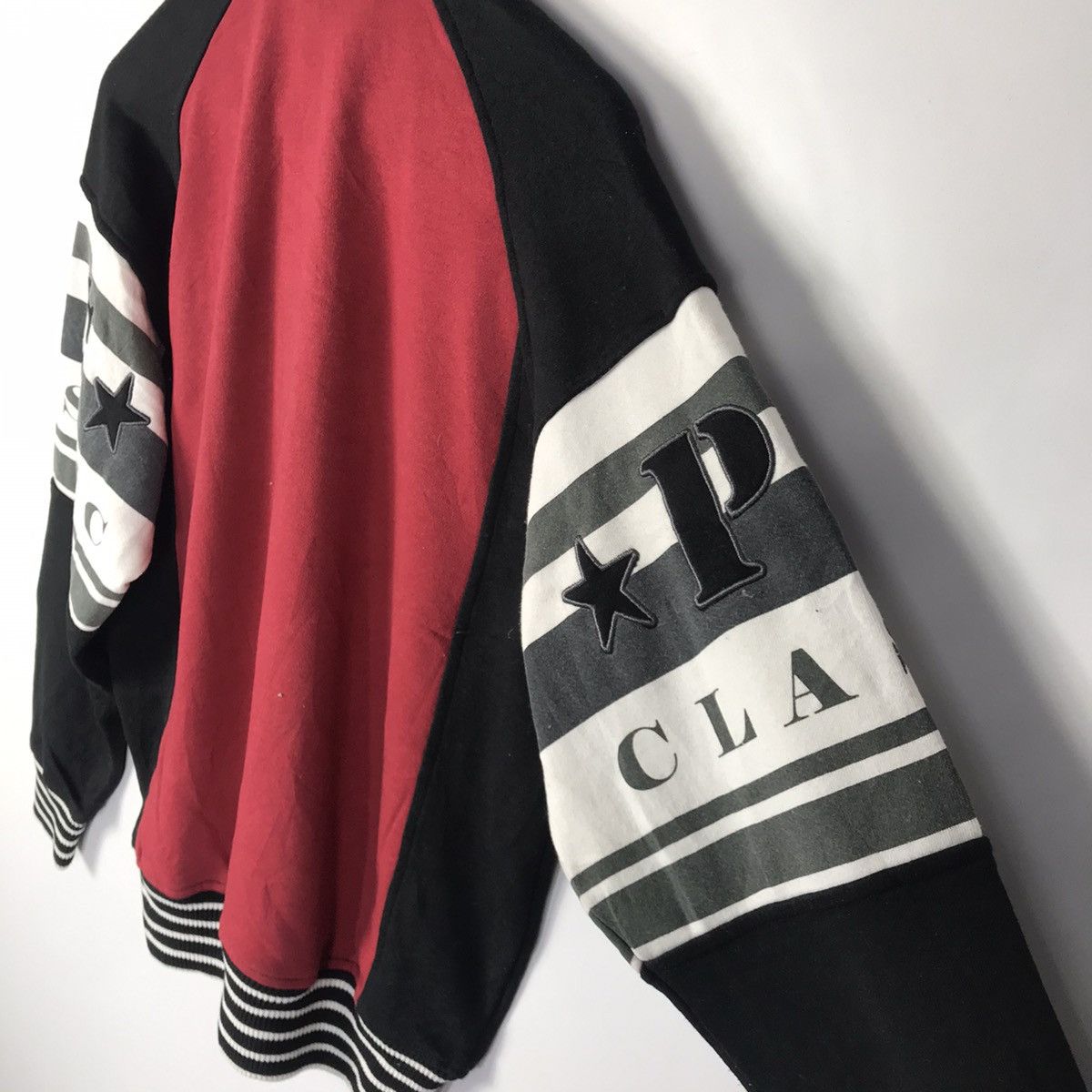 Vintage Pagelo Classic Embroidery Design Sweatshirt