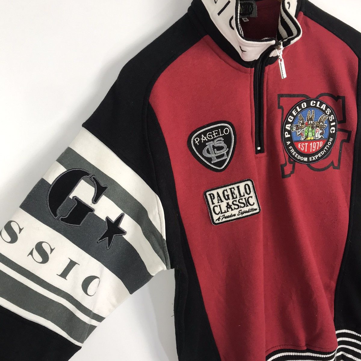 Vintage Pagelo Classic Embroidery Design Sweatshirt