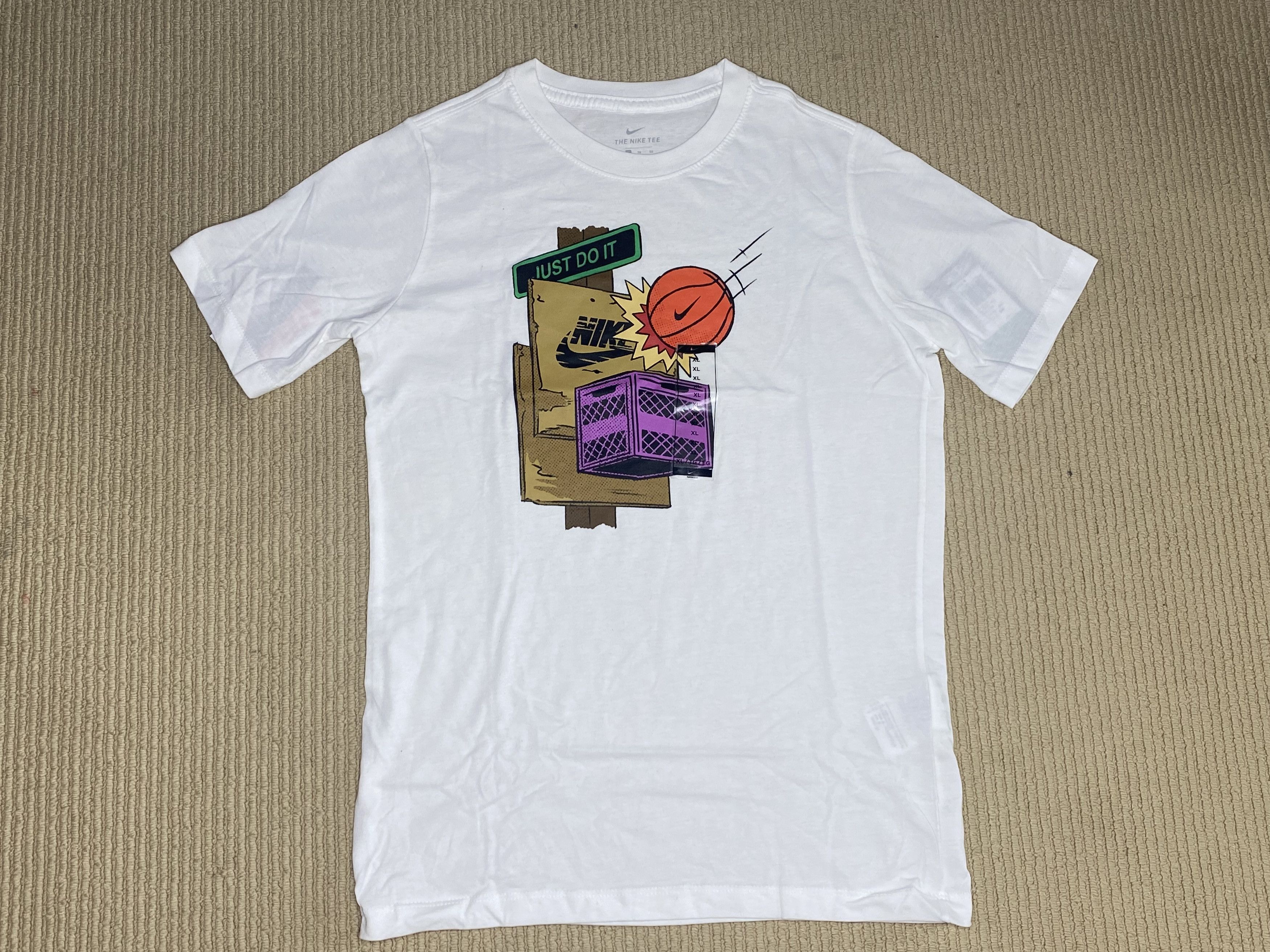 Nike Men's Nike Hoops Summit Black Short Sleeve Graphic
