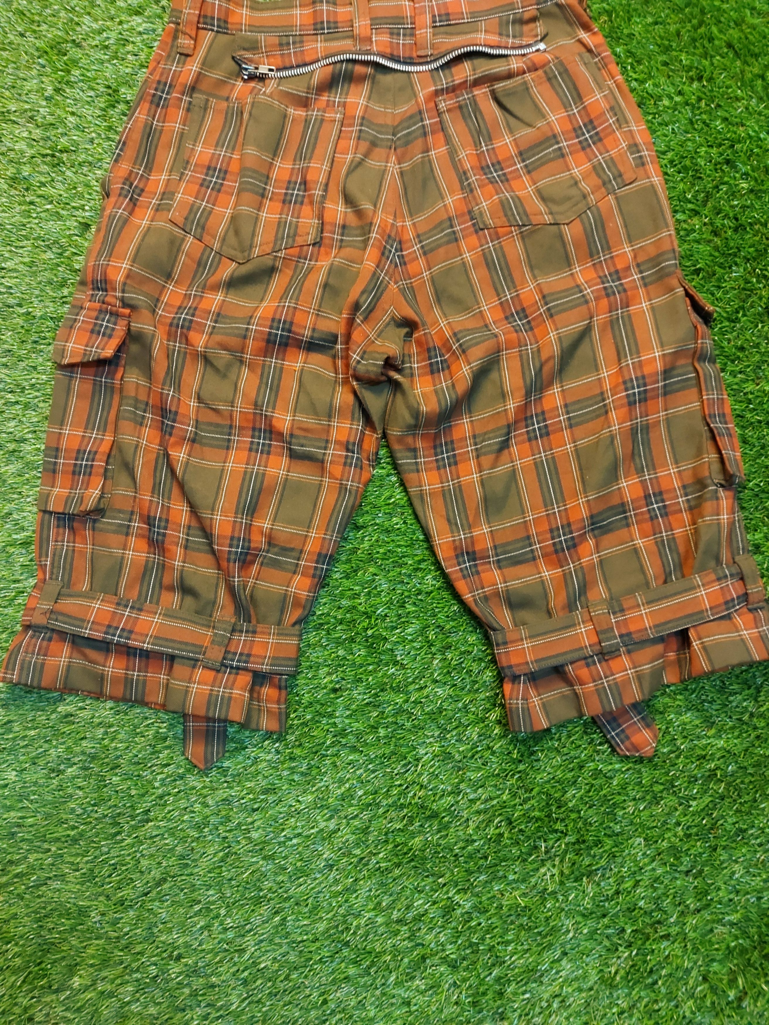 Japanese Brand × Seditionaries (J223) MEN BATSU - red tartan short pants Size US 30 / EU 46 - 11 Thumbnail