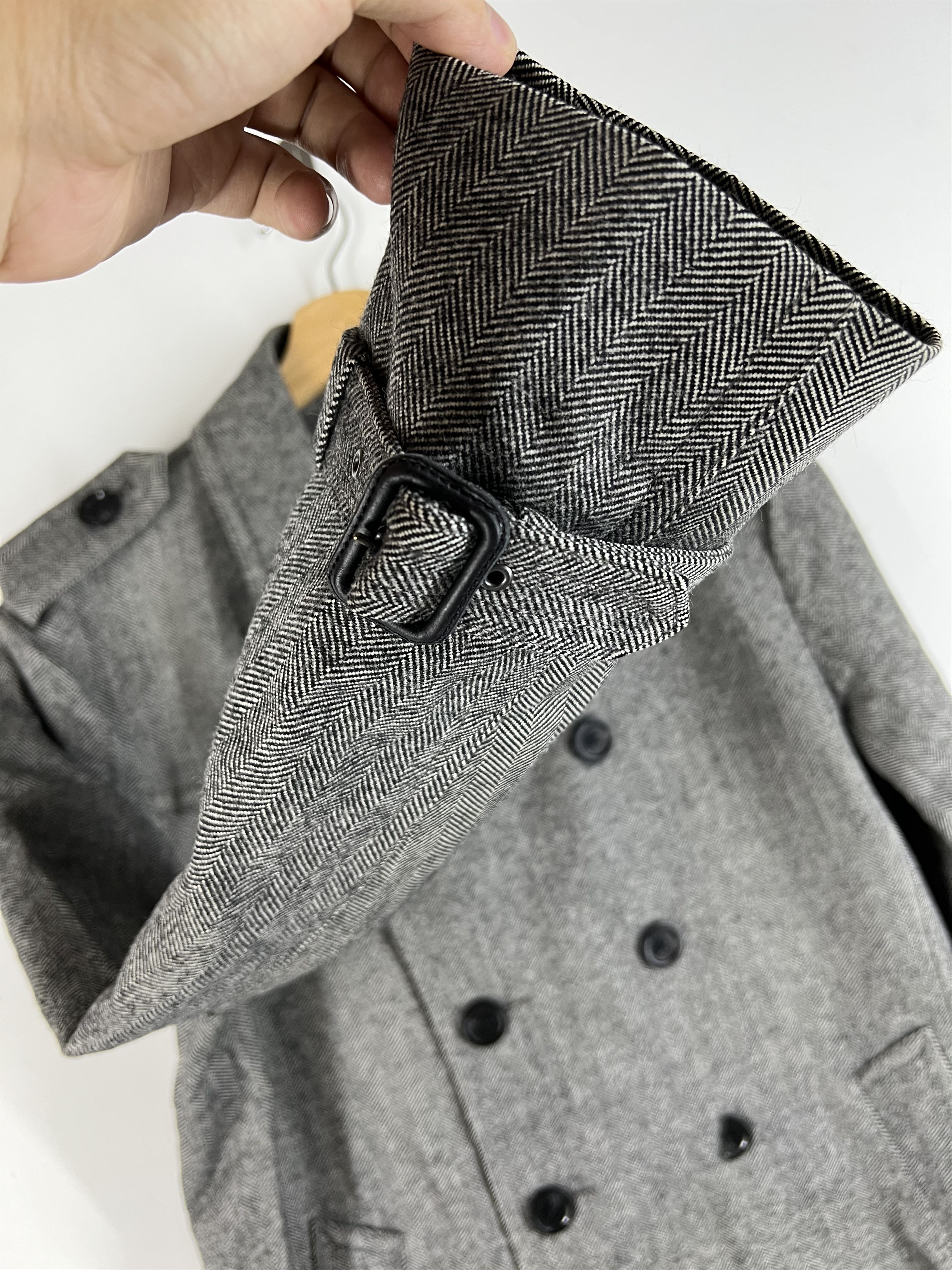 BURBERRY BLACK LABEL TRENCH COAT
