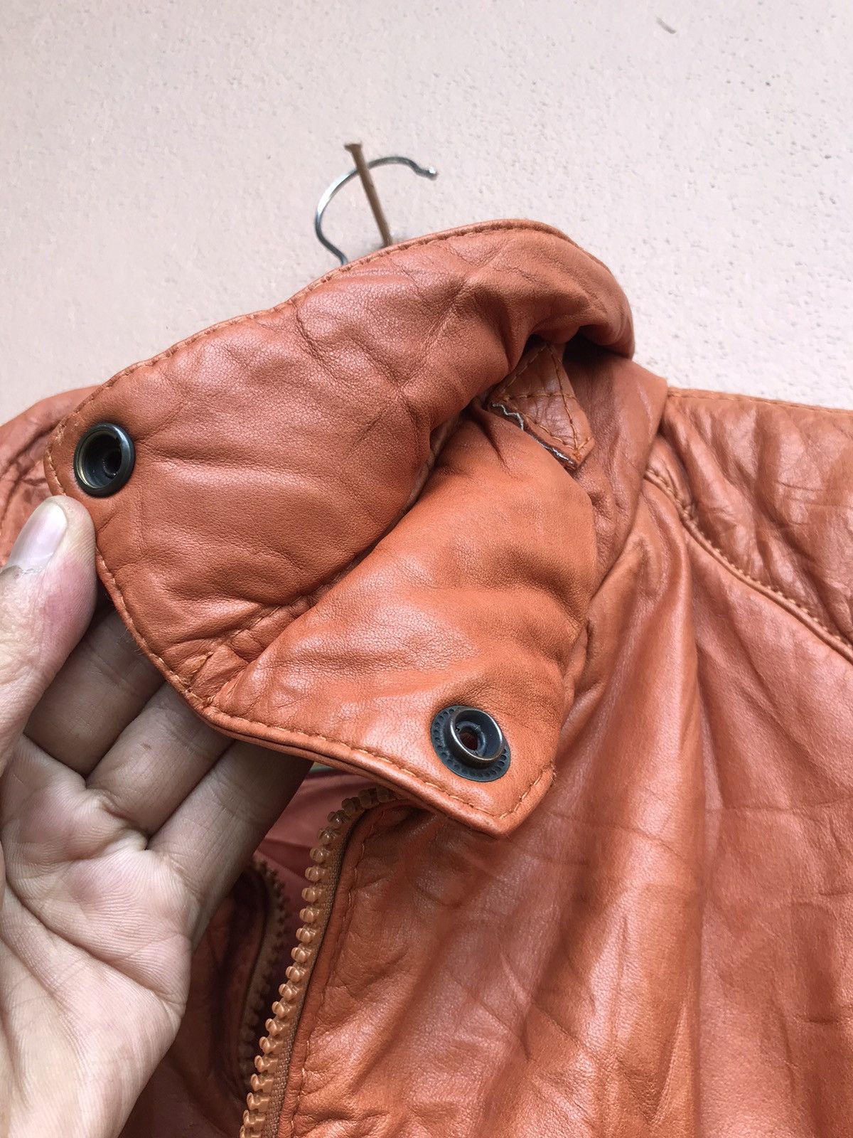 Vintage Philip Morris International by Vicerer Marlboro Leather Size US M / EU 48-50 / 2 - 4 Thumbnail