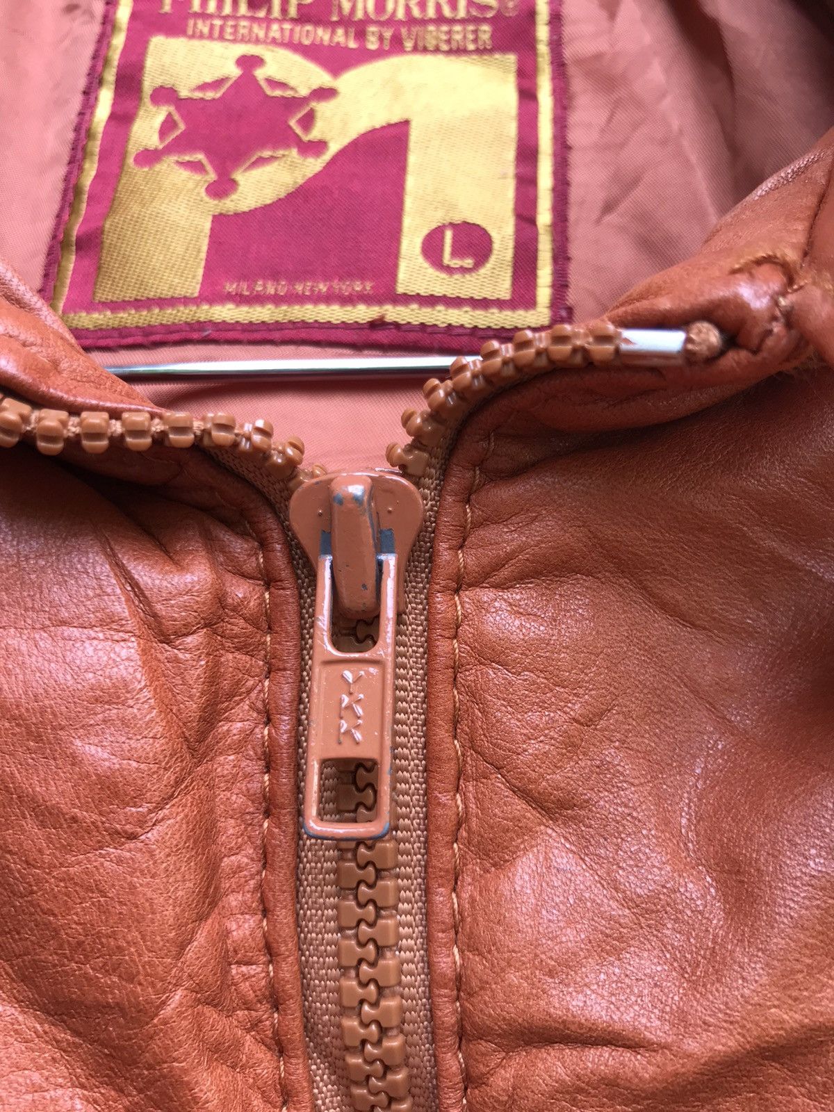Vintage Philip Morris International by Vicerer Marlboro Leather Size US M / EU 48-50 / 2 - 12 Thumbnail