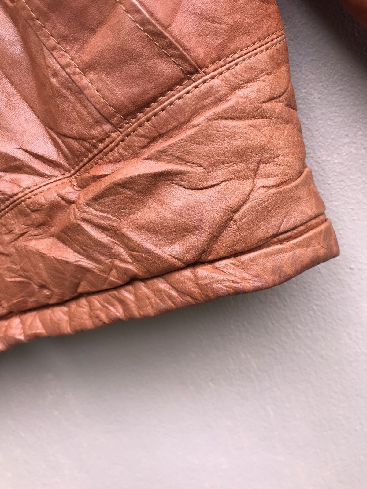 Vintage Philip Morris International by Vicerer Marlboro Leather Size US M / EU 48-50 / 2 - 8 Thumbnail