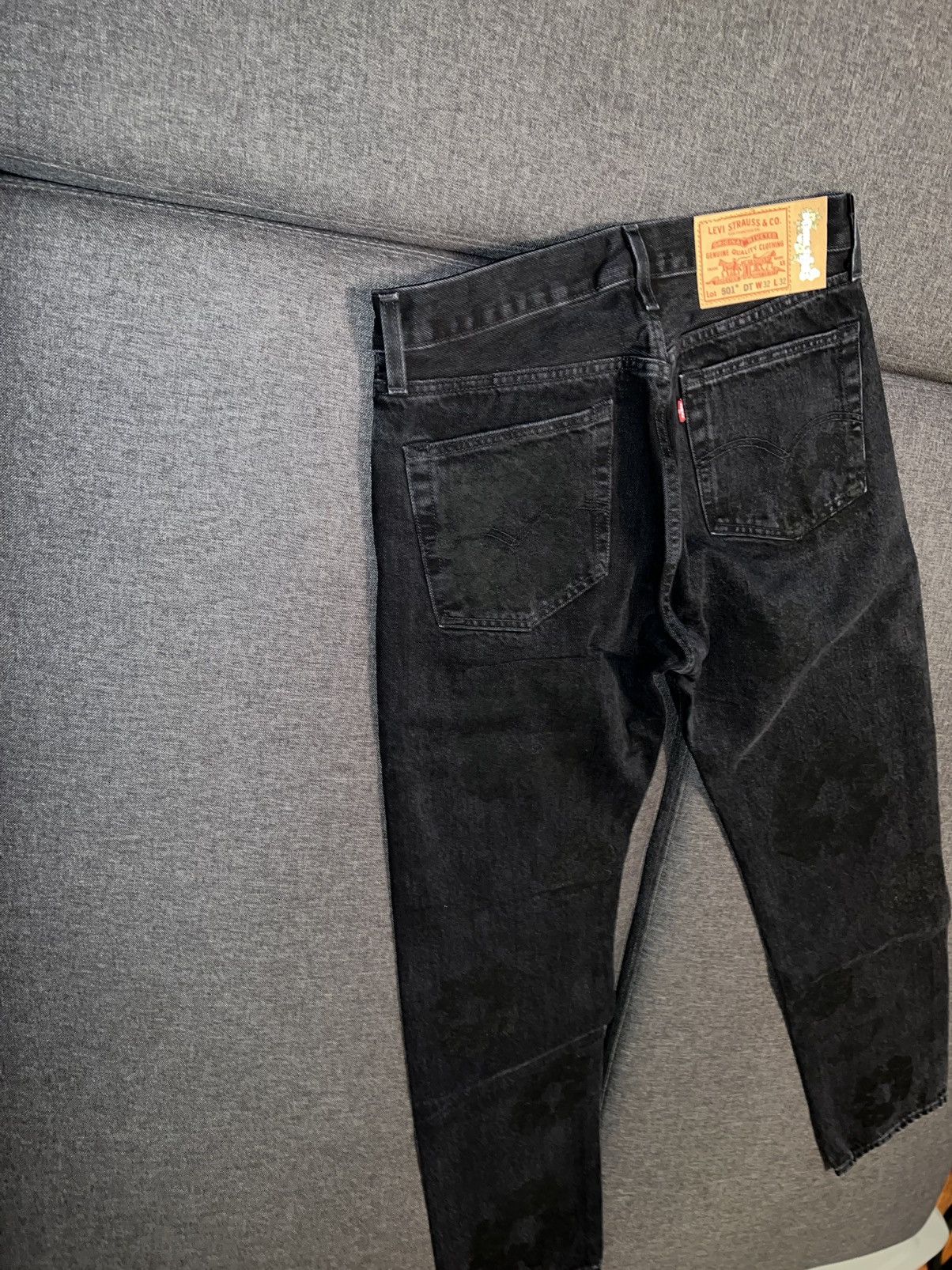 DENIM TEARS × Levi's Denim tears cotton wreath black on black monogram jeans Size US 32 / EU 48 - 18 Thumbnail