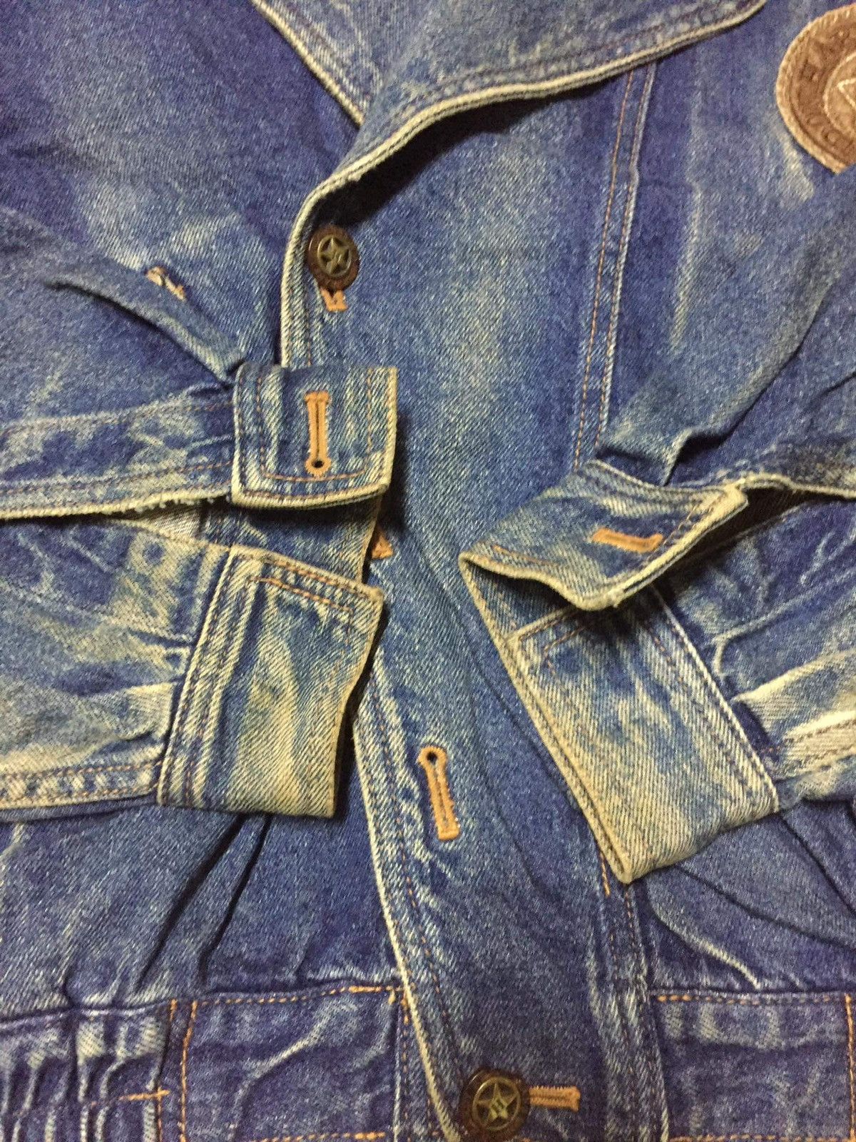 Japanese Brand 80’s Multicolor rainbow embroidered denim jacket Size US M / EU 48-50 / 2 - 8 Thumbnail