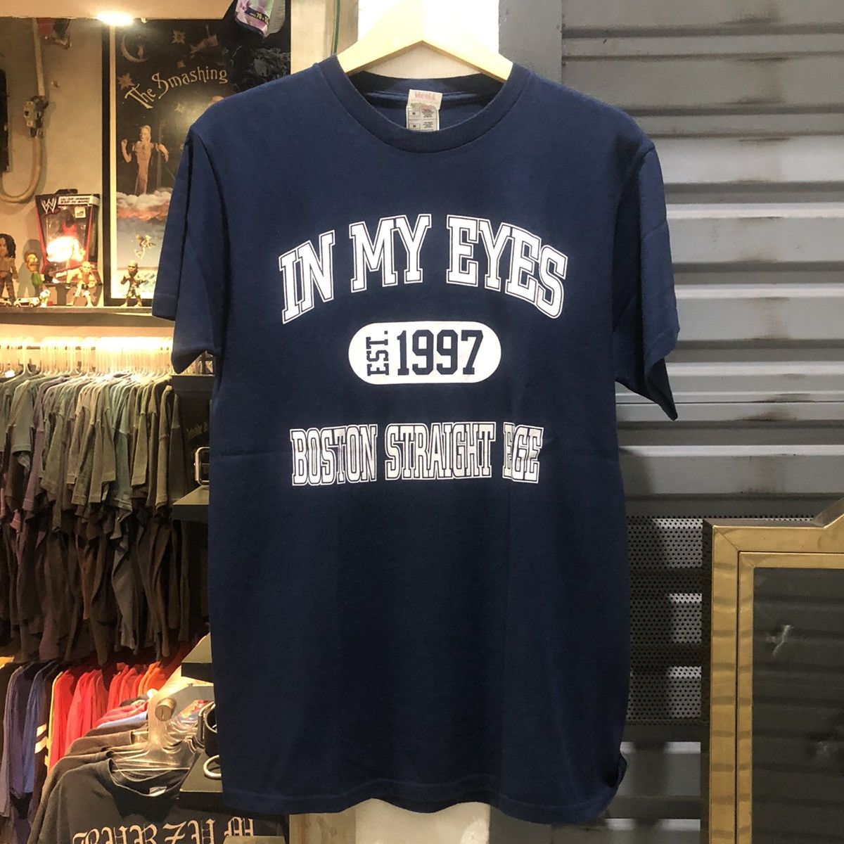 Vintage In My Eyes 