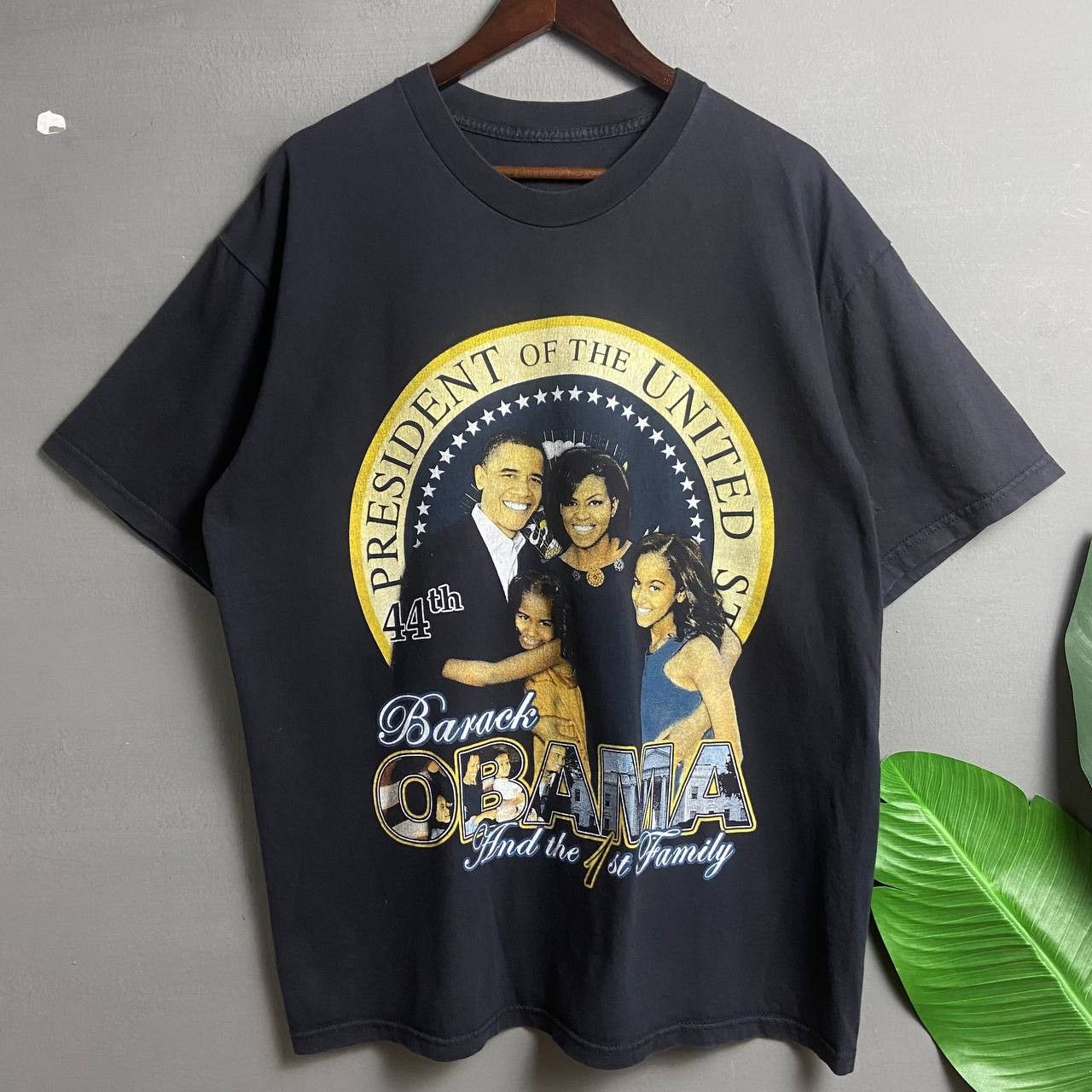 Rap Tees × Vintage Barack Obama And the 1st Family’s Rap tees Style Tshirt Size US XL / EU 56 / 4 - 1 Thumbnail