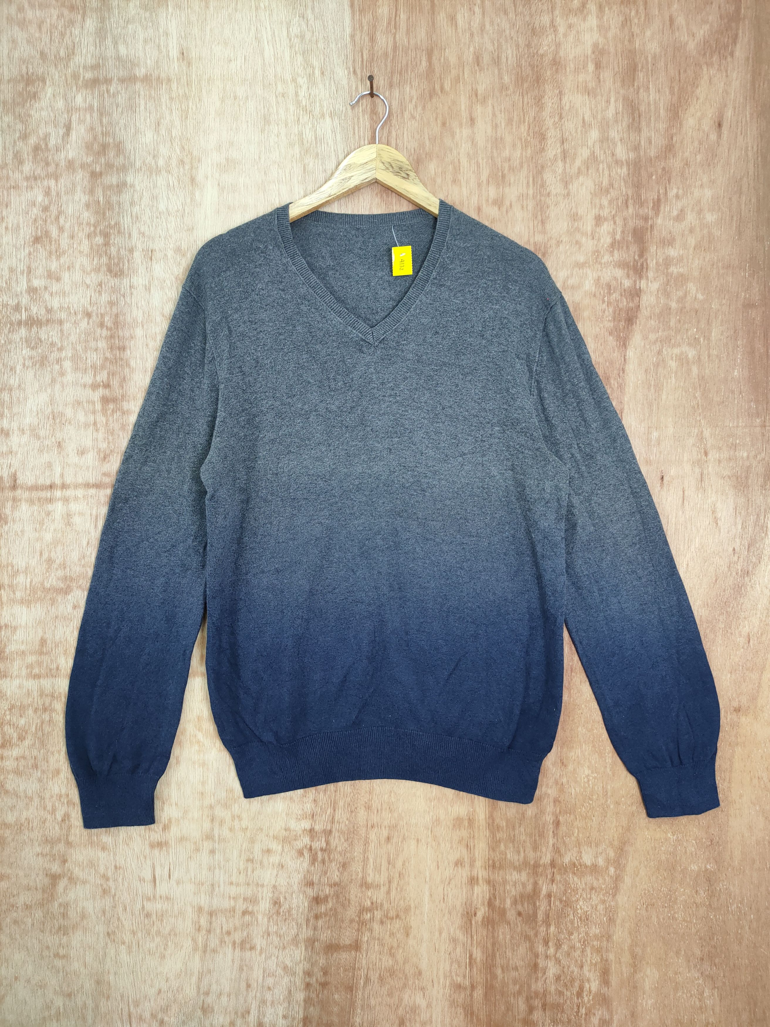 Japanese Brand Japan 2 tone vintage knitwear #4132 Size US M / EU 48-50 / 2 - 1 Thumbnail