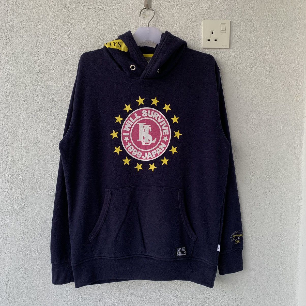 ILL’S hoodie spell out big design.. WILL SURVIVE 1999 JAPAN