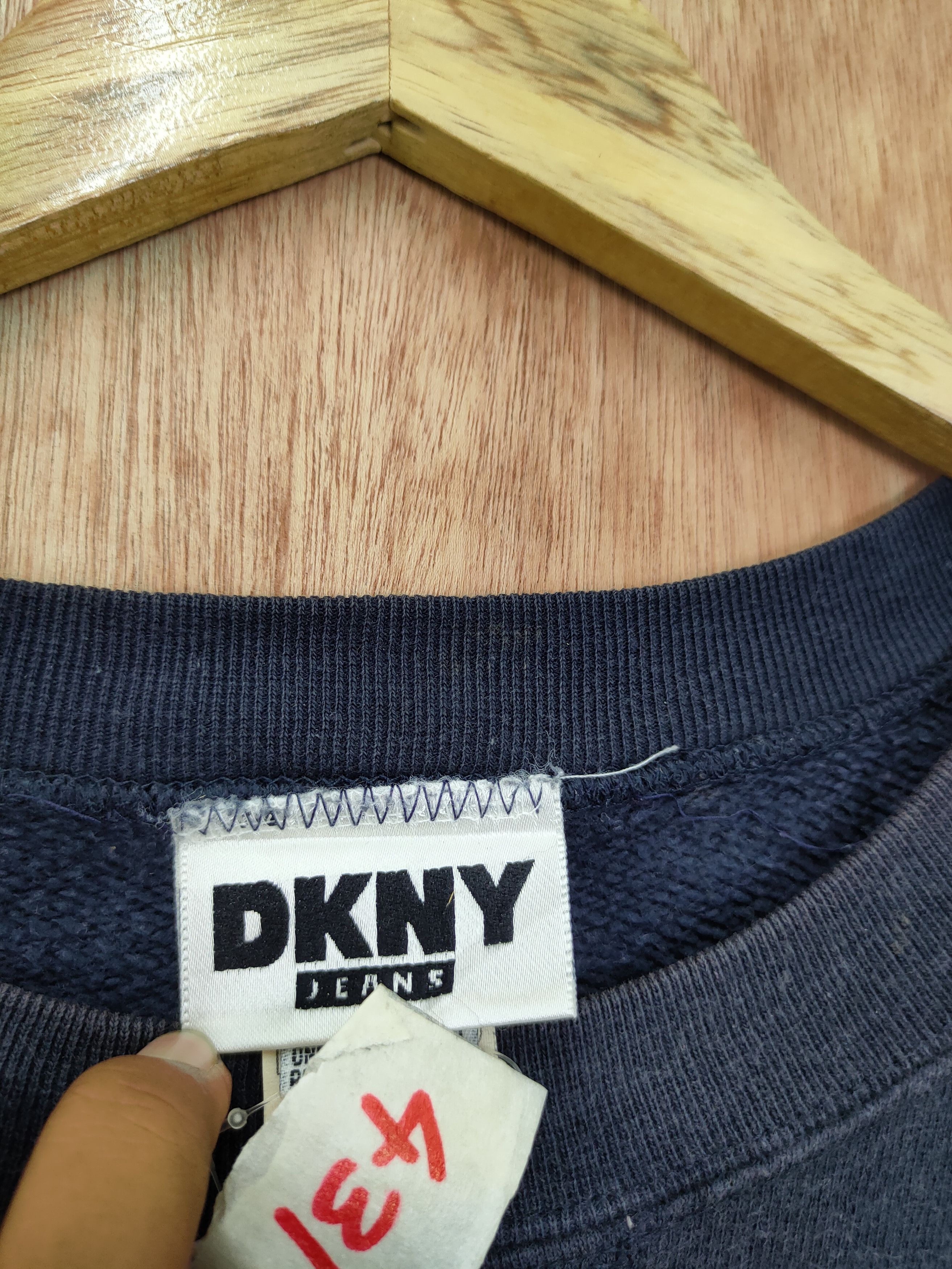 DKNY DL DKNY USA big spell dirty thrashed baggie sweatshirt #431 Size US L / EU 52-54 / 3 - 10 Thumbnail