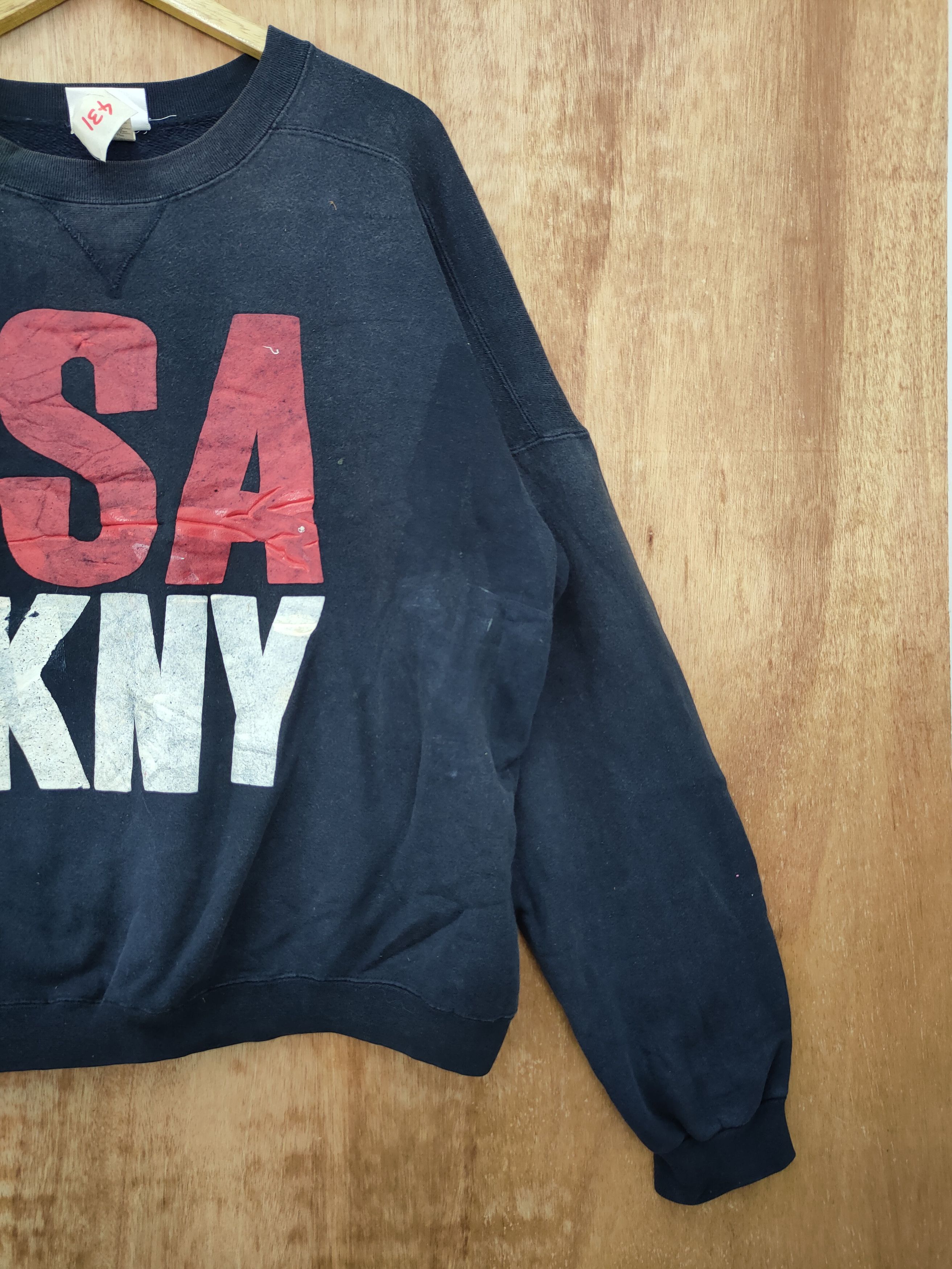 DKNY DL DKNY USA big spell dirty thrashed baggie sweatshirt #431 Size US L / EU 52-54 / 3 - 3 Thumbnail