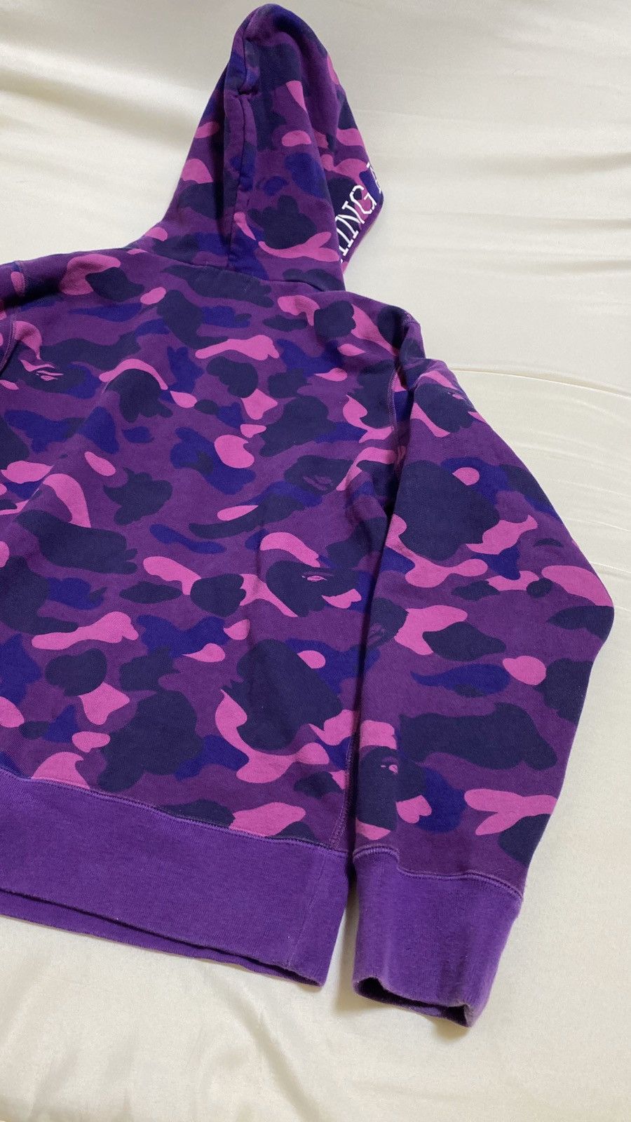 Bape A Bathing Ape purple camo hoodie M Size US M / EU 48-50 / 2 - 14 Thumbnail