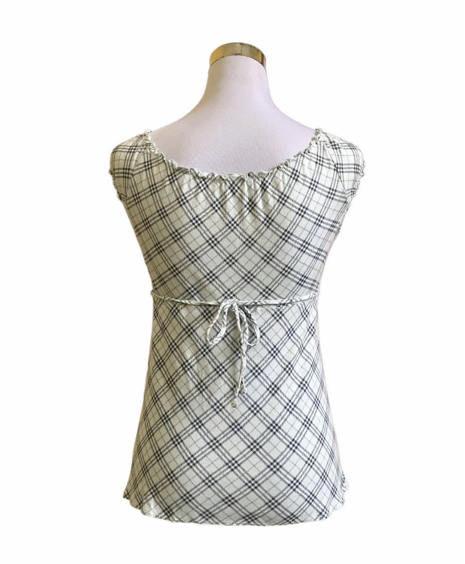 Burberry × Designer Burberry Blue Label Nova Check Sleeveless Blouse Size XS / US 0-2 / IT 36-38 - 8 Thumbnail