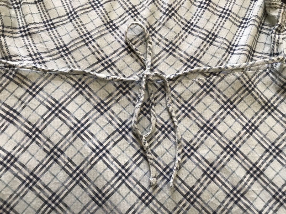 Burberry × Designer Burberry Blue Label Nova Check Sleeveless Blouse Size XS / US 0-2 / IT 36-38 - 10 Thumbnail