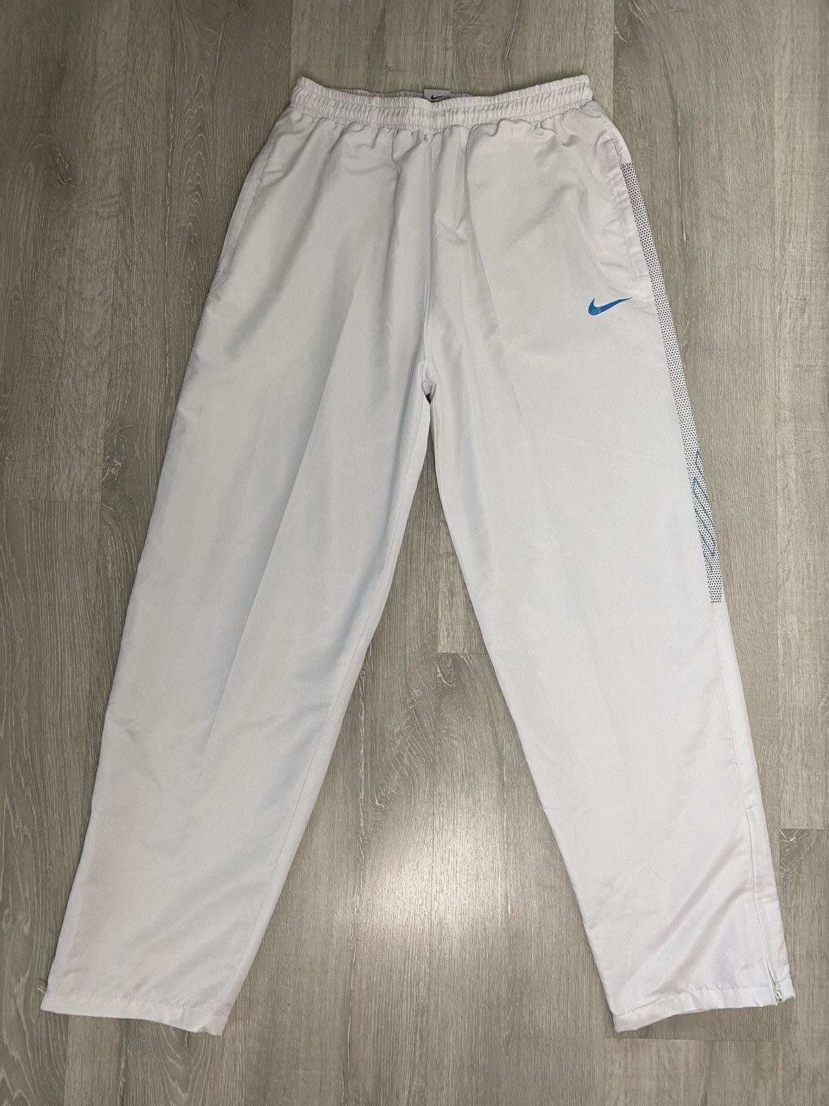 Nike Nike AIR vintage white track pants small swoosh 2000s Size US 34 / EU 50 - 1 Thumbnail