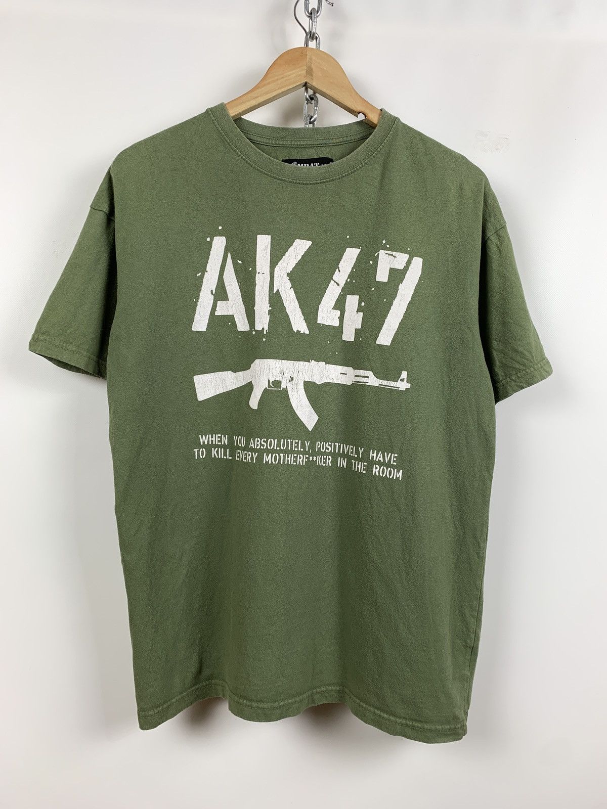 Vintage Vintage AK 47 Kalashnikov Military Khaki T-Shirt Size US L / EU 52-54 / 3 - 1 Thumbnail