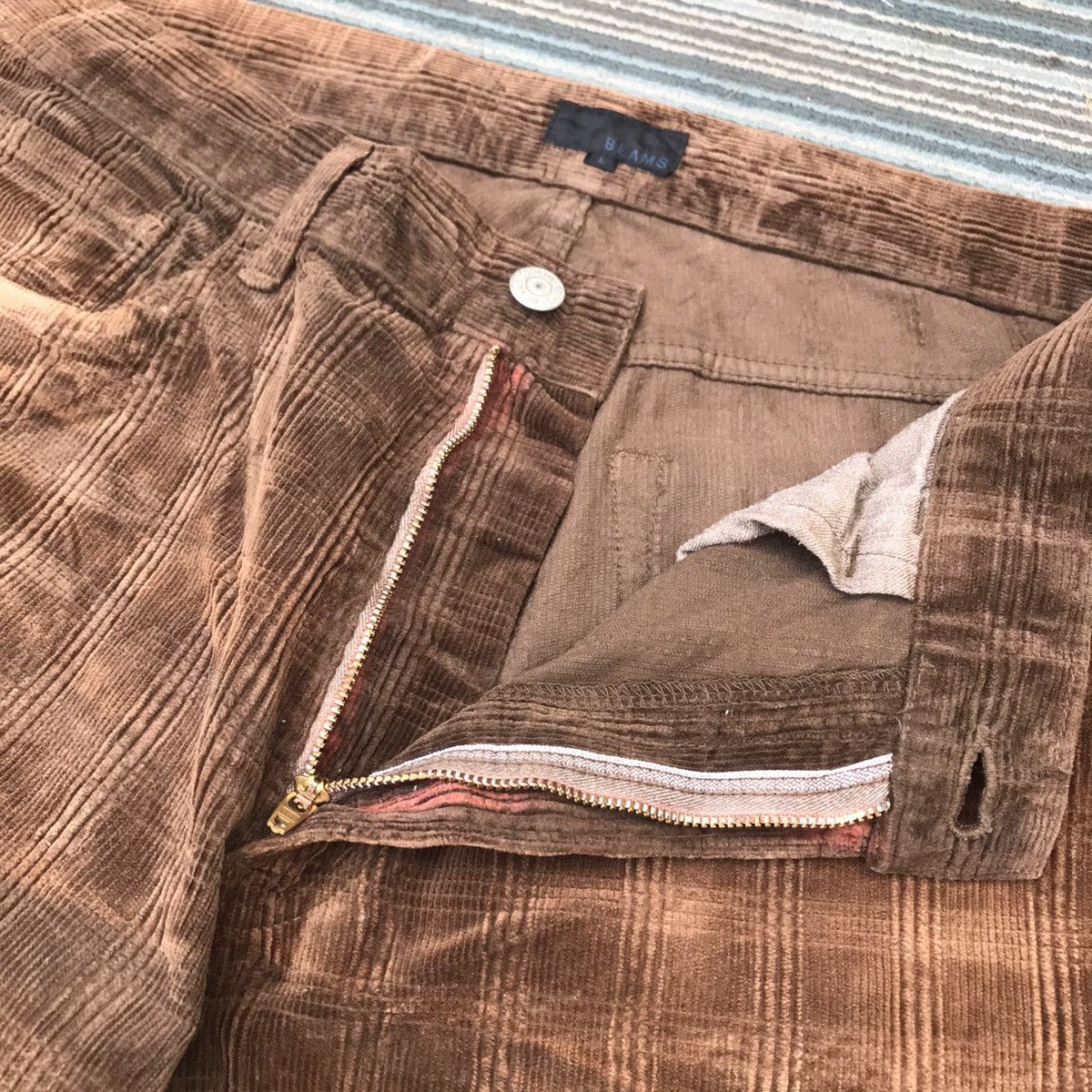 Beams Plus Vintage Beams Checkered Corduroy Pants Size US 32 / EU 48 - 9 Thumbnail