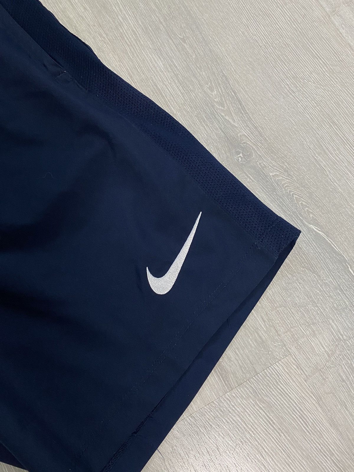 Nike × Vintage 90s Nike vintage navy shorts track pant small swoosh Size US 32 / EU 48 - 2 Thumbnail