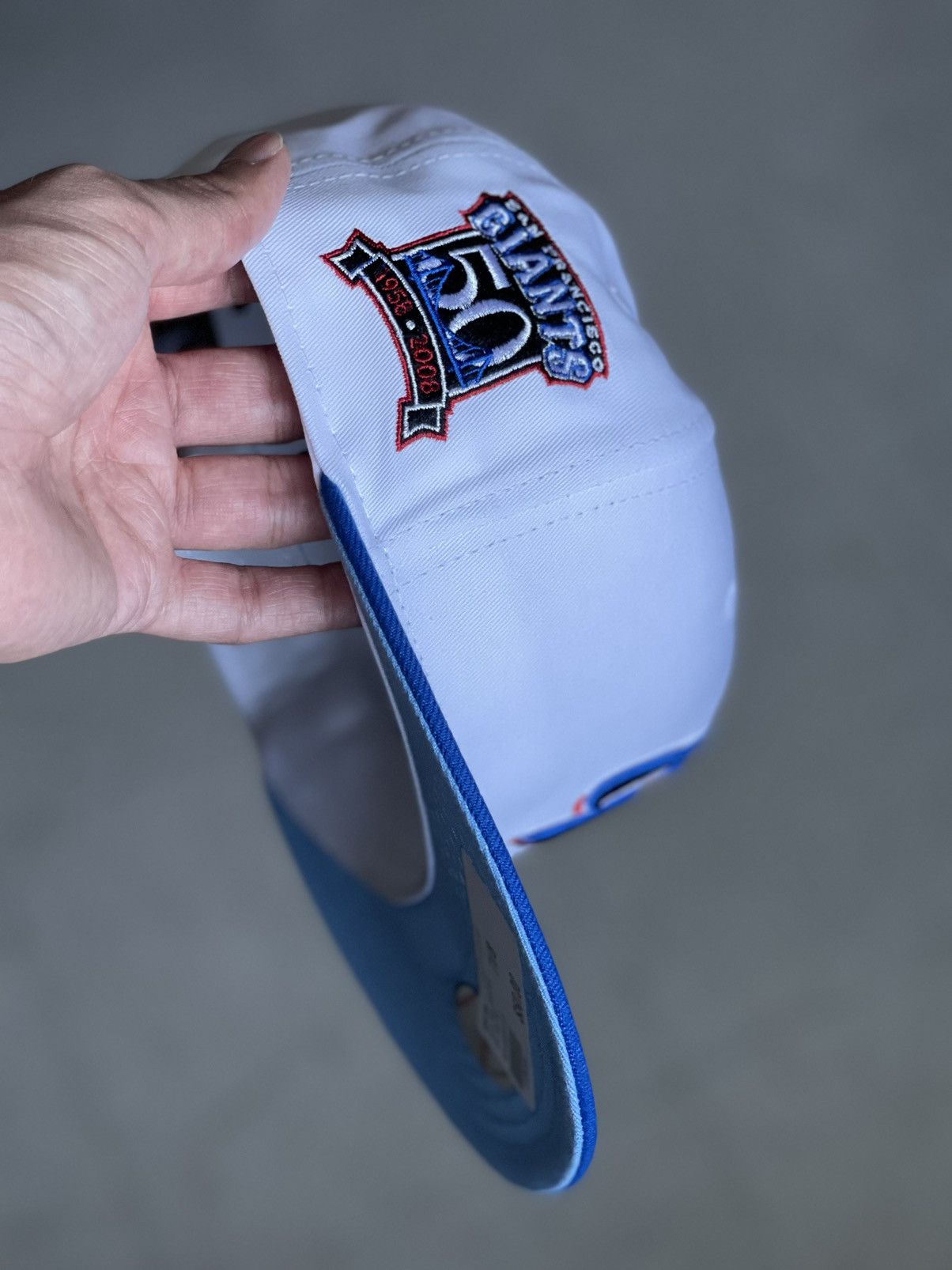 MLB × New Era 4UCAPs Exclusive “Grey Goose” San Francisco Giants 7 1/8 Size ONE SIZE - 4 Thumbnail