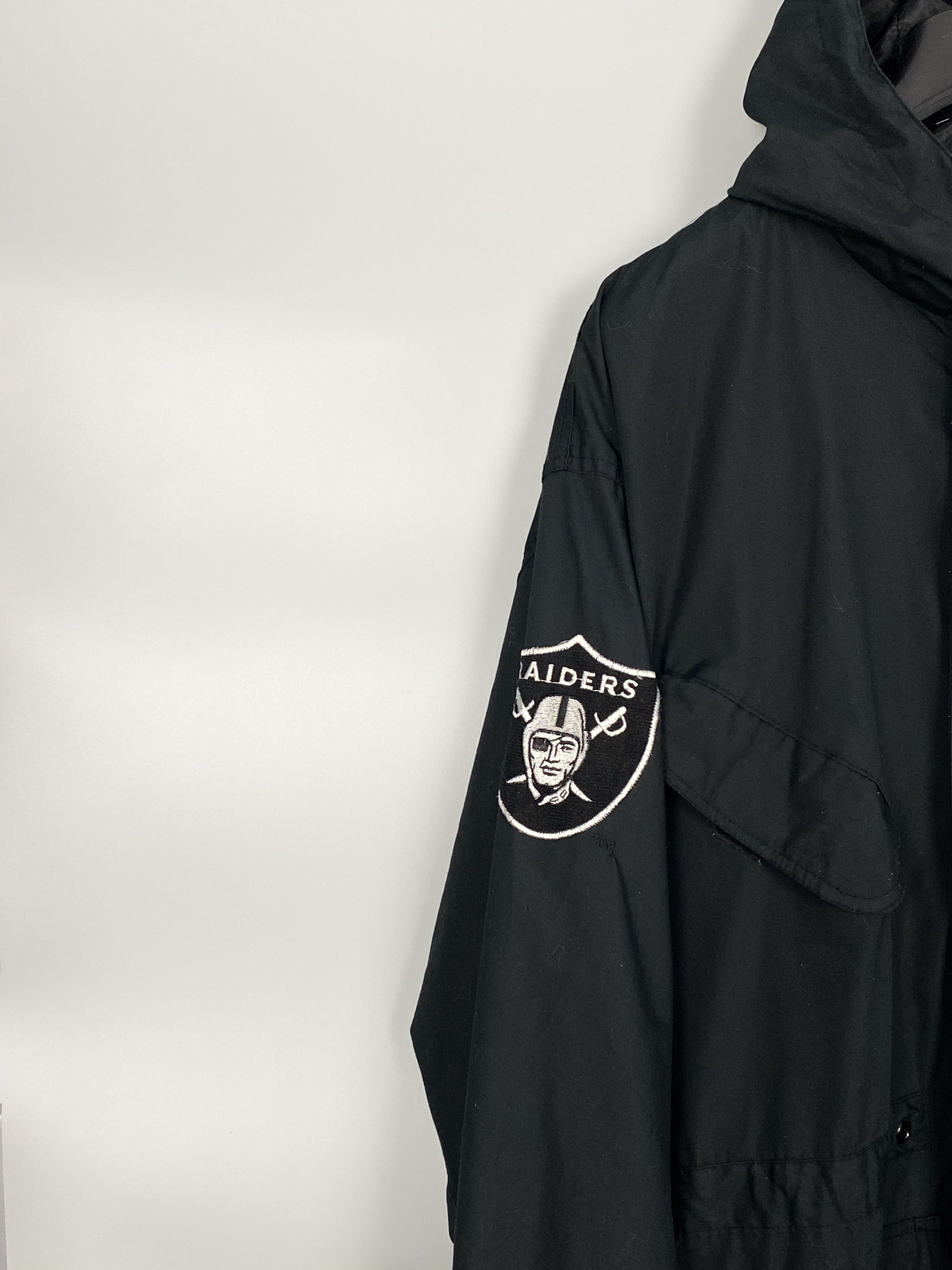NFL RARE 1991 Vintage Oakland Los Angeles Raiders NFL Fishtail Size US L / EU 52-54 / 3 - 11 Thumbnail