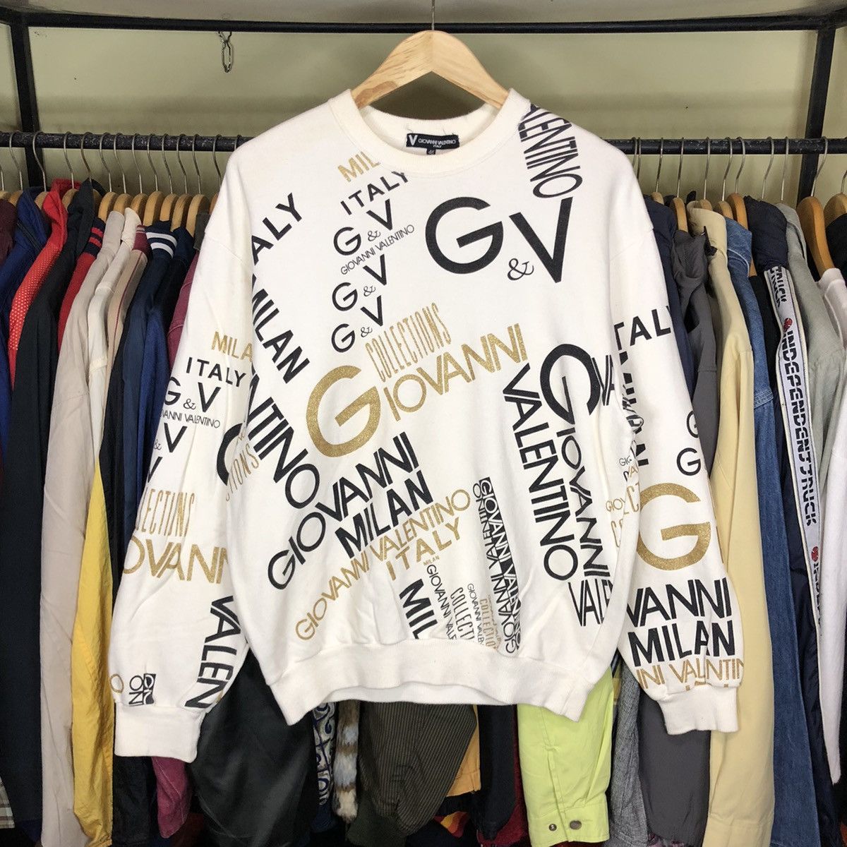 Giovanni Valentino Vintage Rare 90s giovanni valentino italy full printed Size US L / EU 52-54 / 3 - 1 Thumbnail