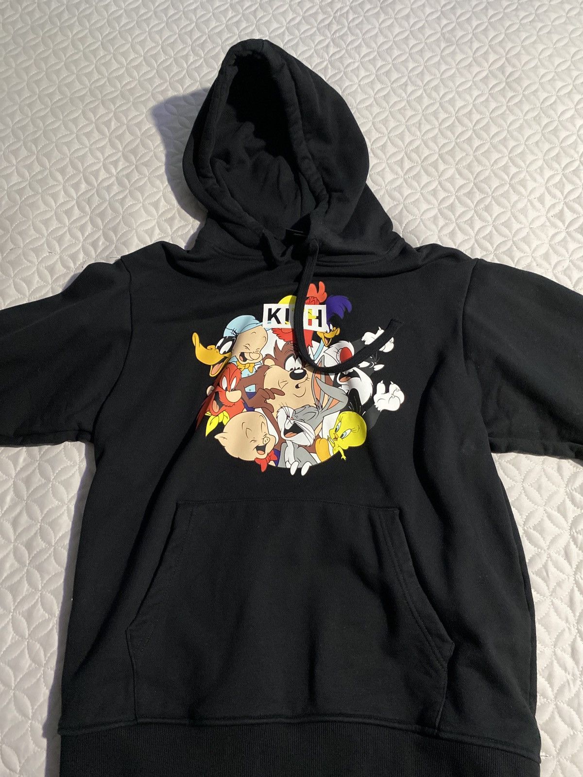 Kith online Looney Tunes Merrie Melodies Vintage Hoodie L