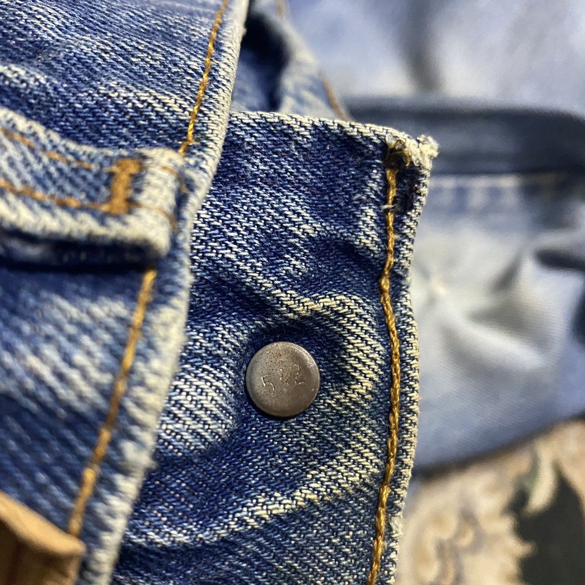 Levi's Vintage 80s Levis 505 Distressed Jeans 29x32 Made in USA Size US 29 - 16 Thumbnail