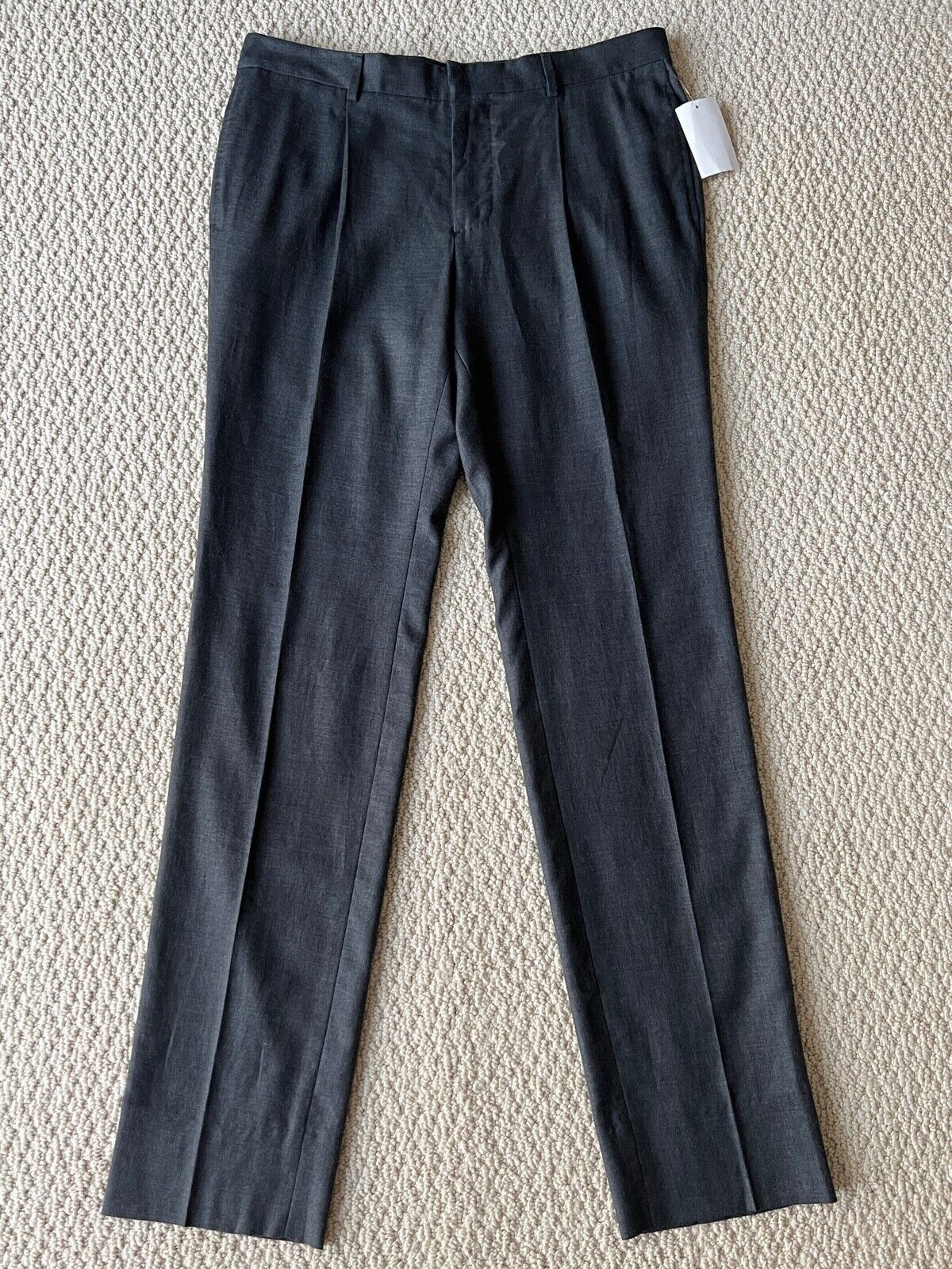 Trousers in Gray