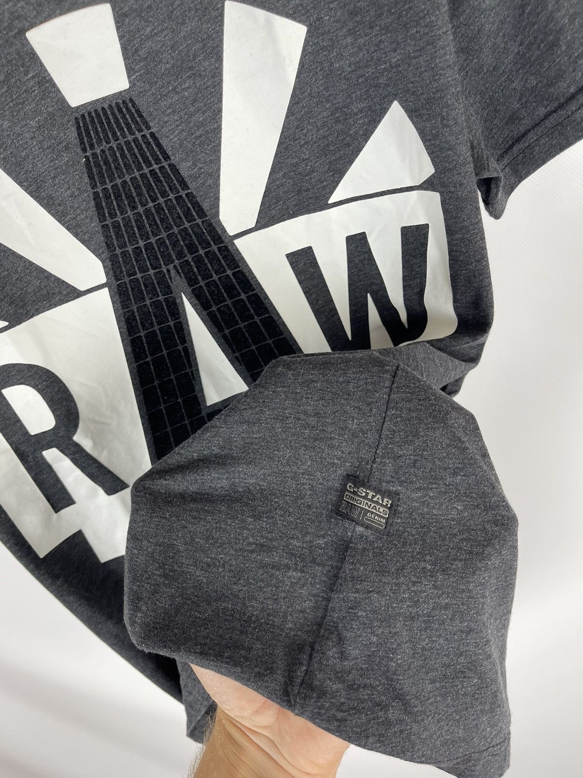 G-Star G-Star Raw vodan r tee shirt short sleeve grey big logo Size US M / EU 48-50 / 2 - 9 Thumbnail