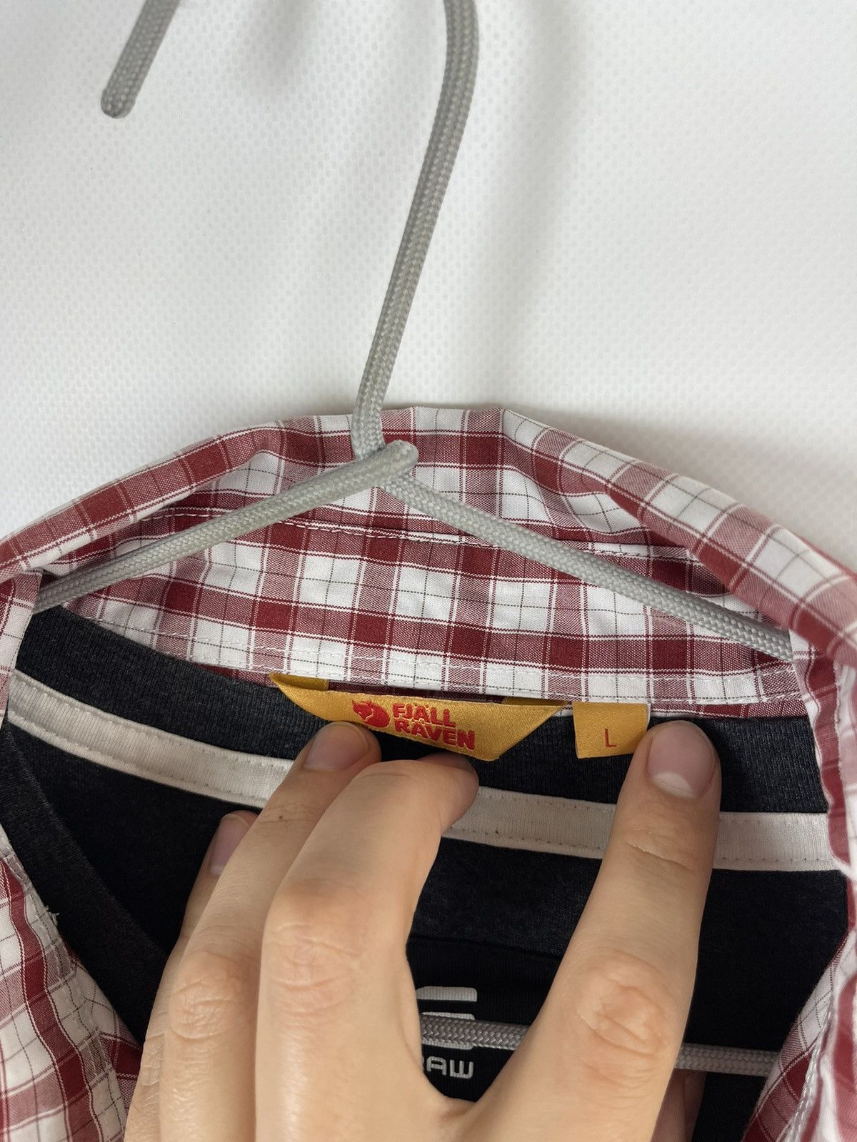 Fjallraven Fjallraven checkered red flannel outdoor shirt overshirt Size US L / EU 52-54 / 3 - 13 Thumbnail