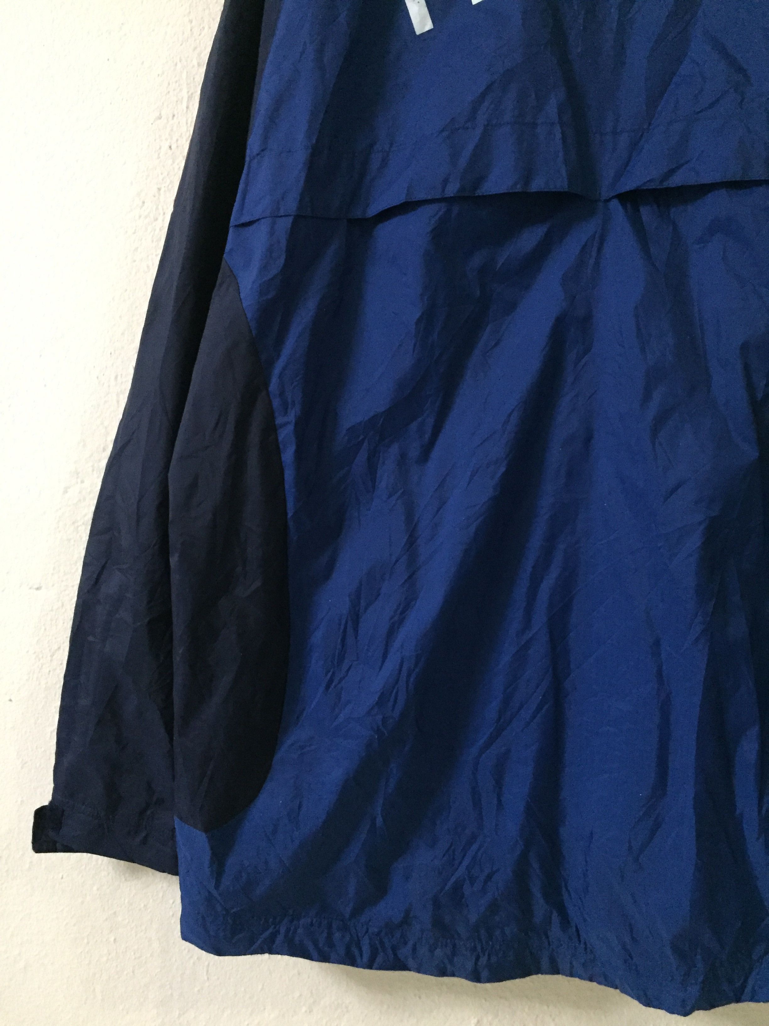 Adidas Vintage Adidas France Windbreaker Jacket Size US L / EU 52-54 / 3 - 11 Thumbnail