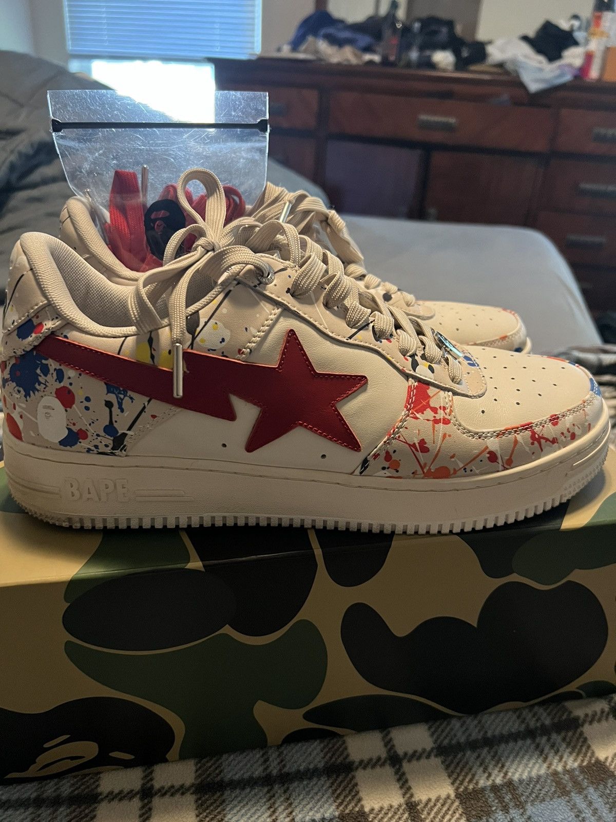 Bape A Bathing Ape Paint Splatter Bape Sta Ivory Size US 12 / EU 45 - 1 Thumbnail