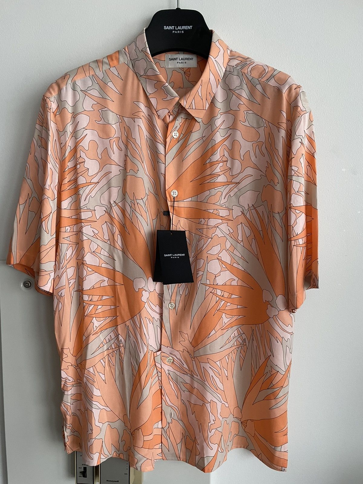 Saint Laurent Paris Rare Super Runway Limited Edition Brand New Viscose Shirt Size US M / EU 48-50 / 2 - 21 Thumbnail