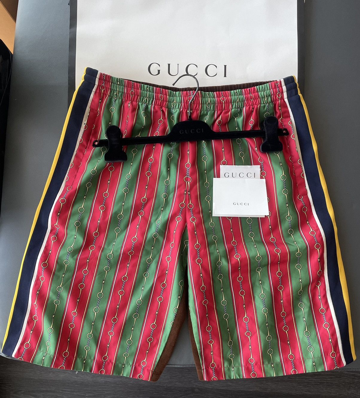 Gucci Rare $1,650 Brand New Super Runway Velvet Horsebit Shorts Size US 34 / EU 50 - 2 Thumbnail