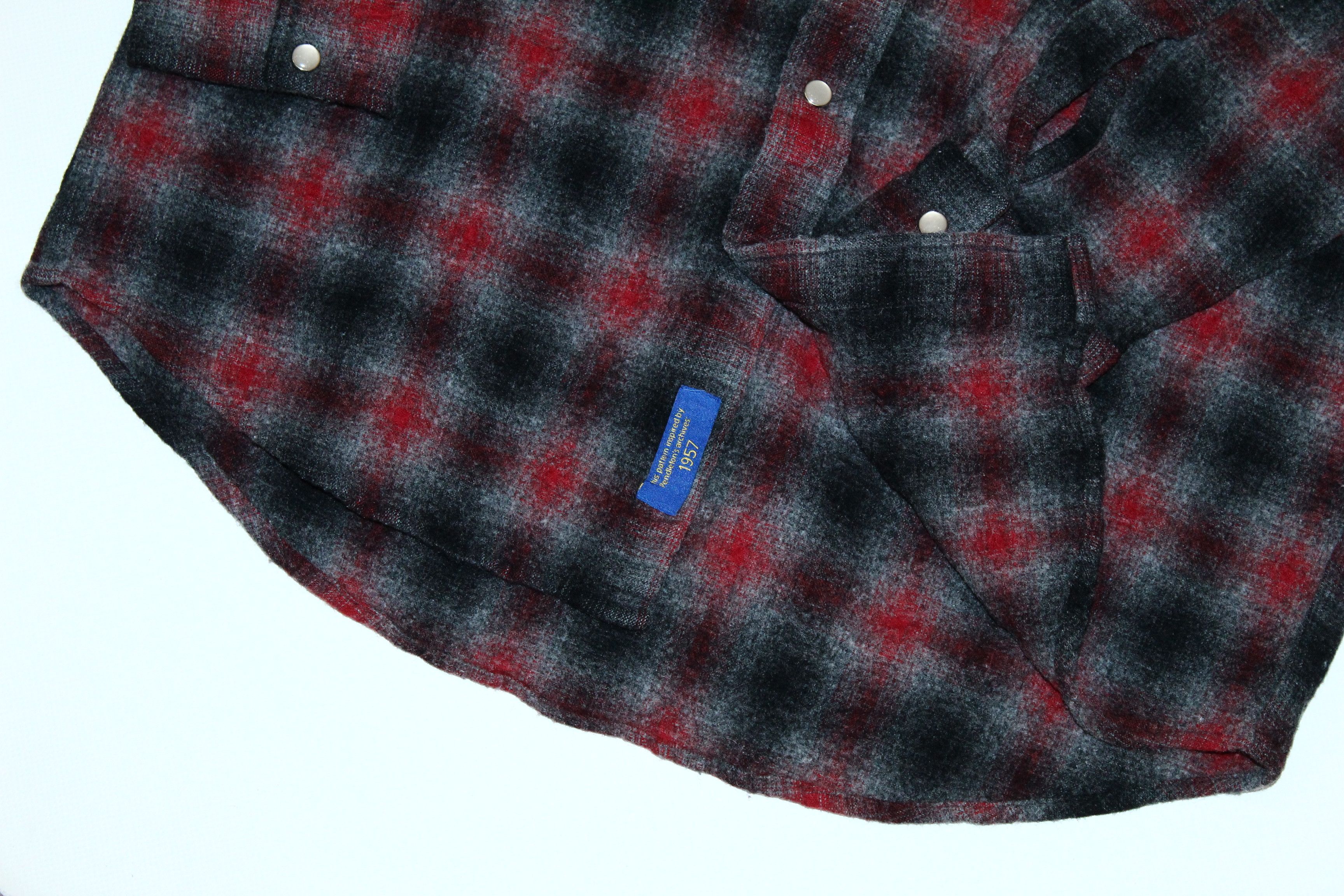 Pendleton Vtg 90's Pendleton Virgin Wool Canyon Shirt Western Plaid Size US L / EU 52-54 / 3 - 6 Thumbnail