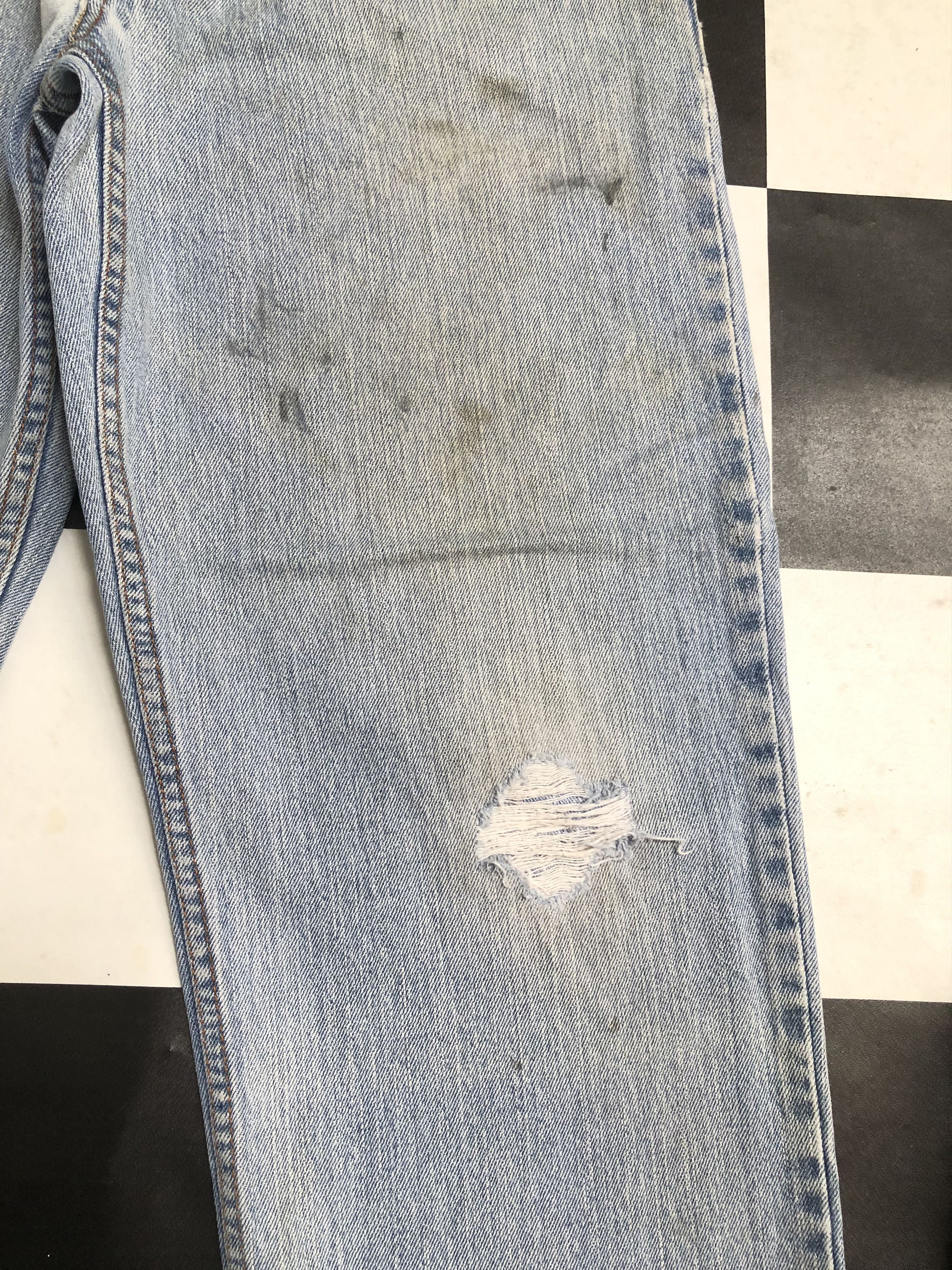 Levi's × Vintage Vintage Levis 550 Relaxed Fit Distressed Denim Jeans L348 Size US 33 - 5 Thumbnail