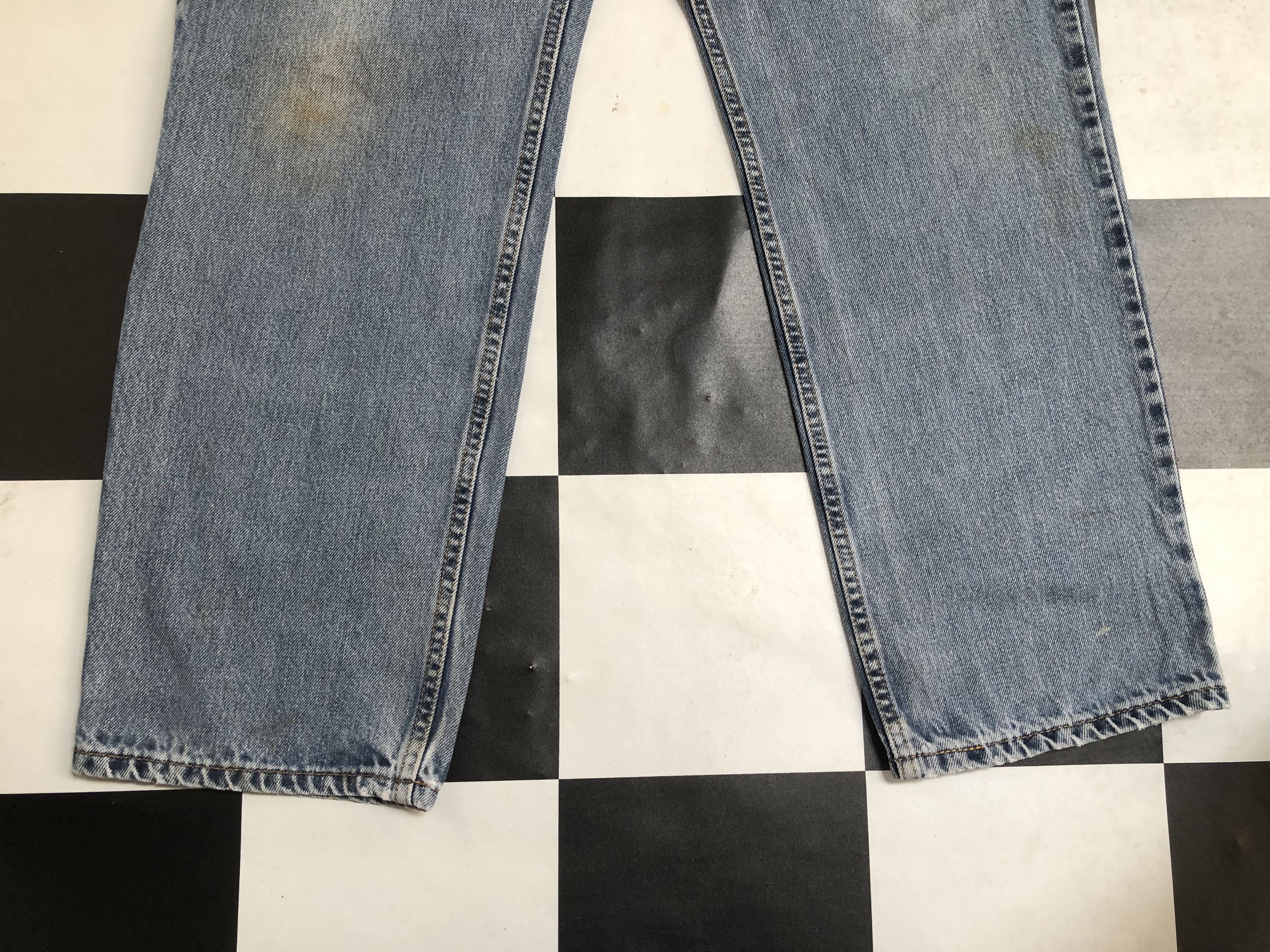 Levi's × Vintage Vintage Levis 550 Relaxed Fit Jean L337 Size US 34 / EU 50 - 4 Thumbnail