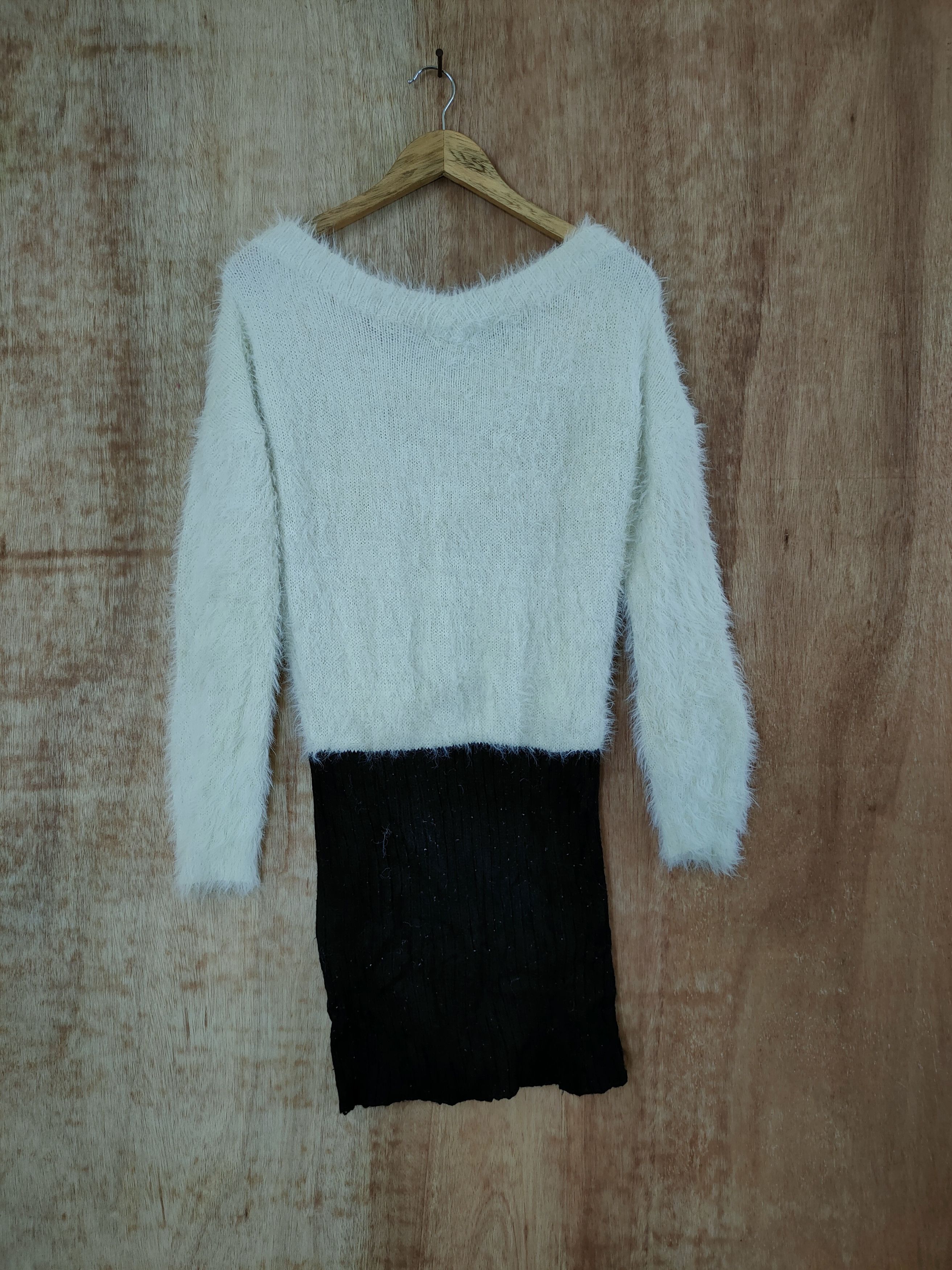 Aran Isles Knitwear DL Cecil Mc Bee soft fur mohair shaggy knitwear #46-576 Size M / US 6-8 / IT 42-44 - 8 Thumbnail
