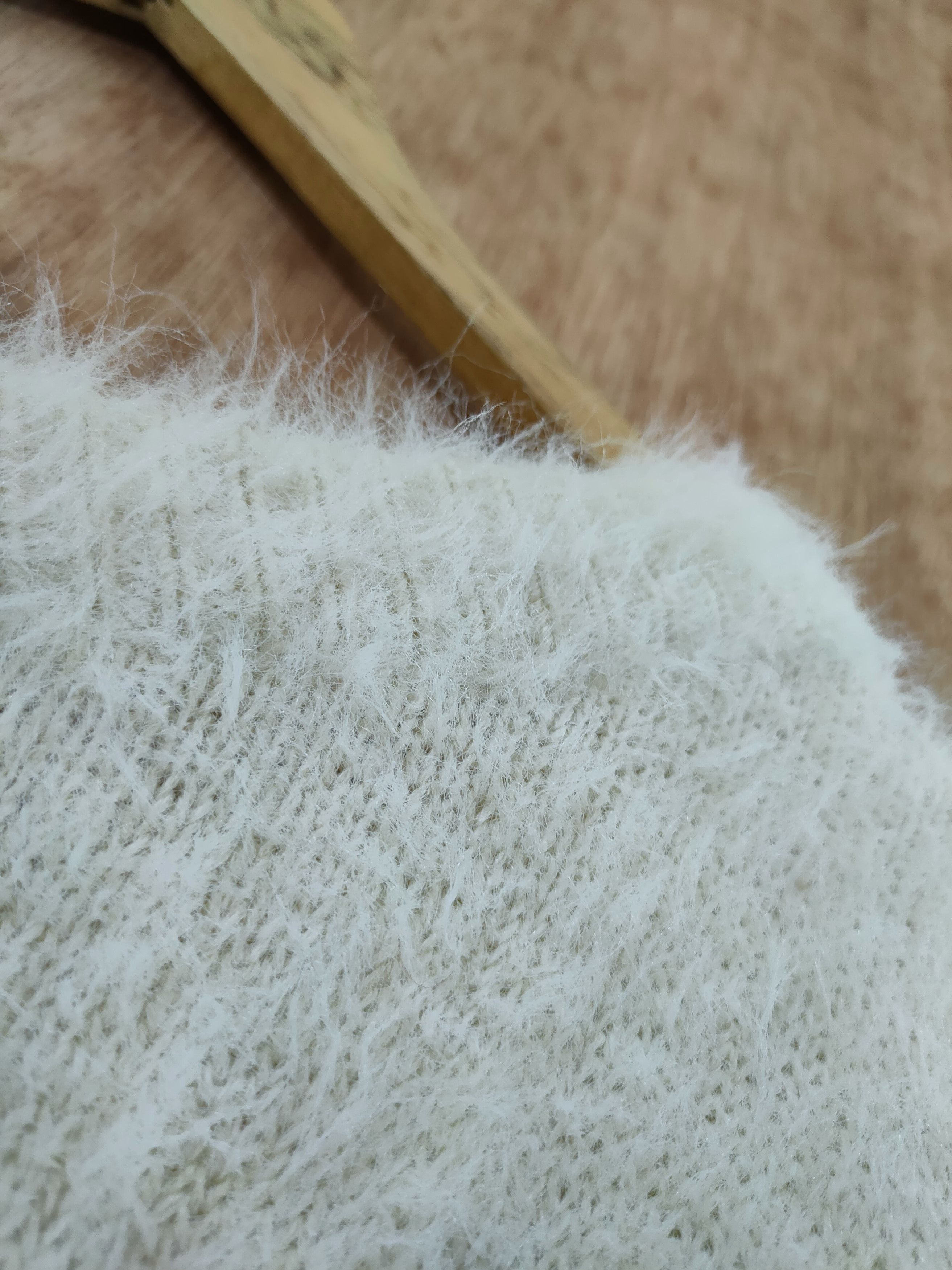 Aran Isles Knitwear DL Cecil Mc Bee soft fur mohair shaggy knitwear #46-576 Size M / US 6-8 / IT 42-44 - 11 Thumbnail