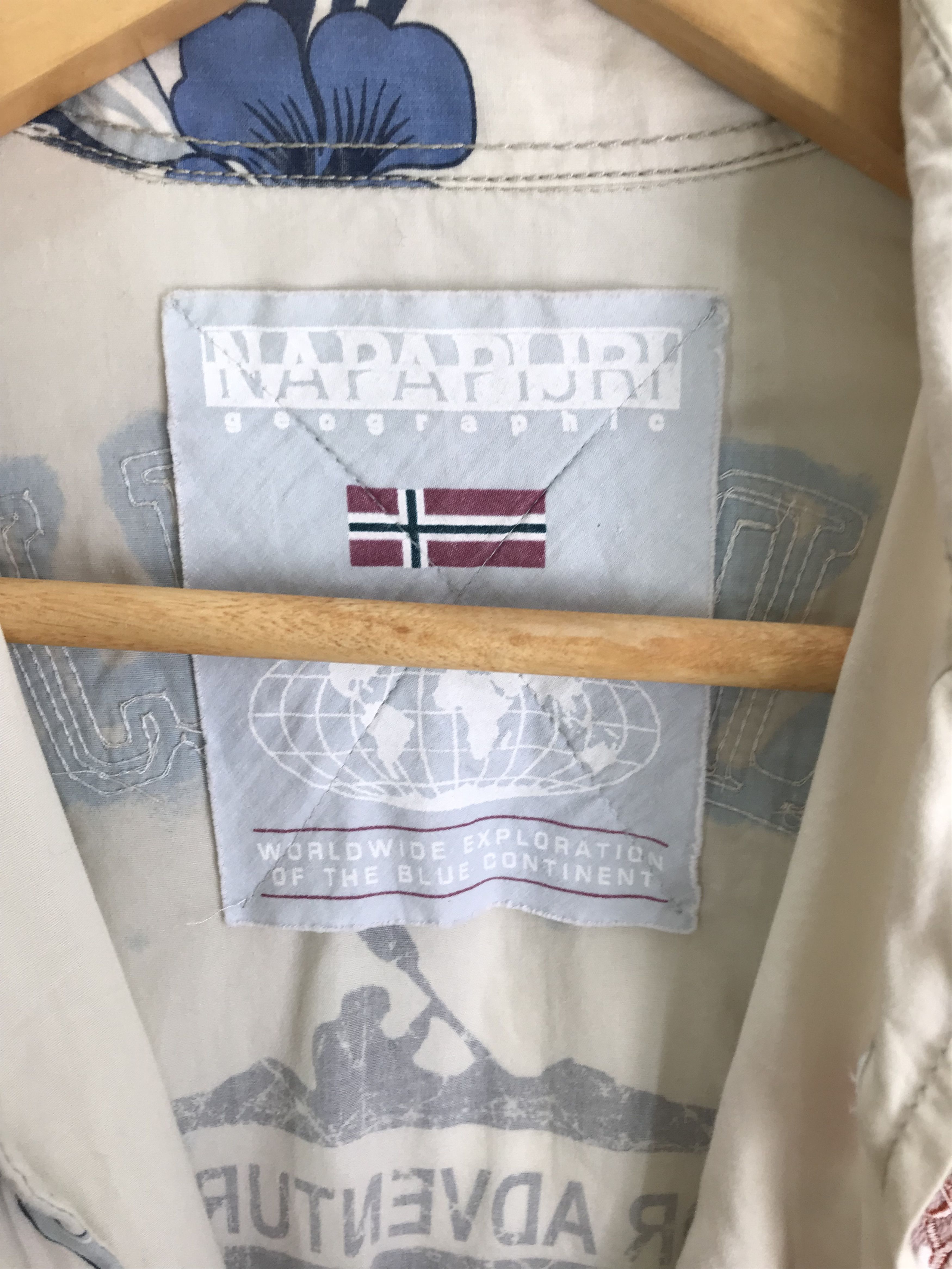 Napapijri NAPAPIJRI Geographic Double Pocket Button Down Shirt Size US M / EU 48-50 / 2 - 7 Thumbnail