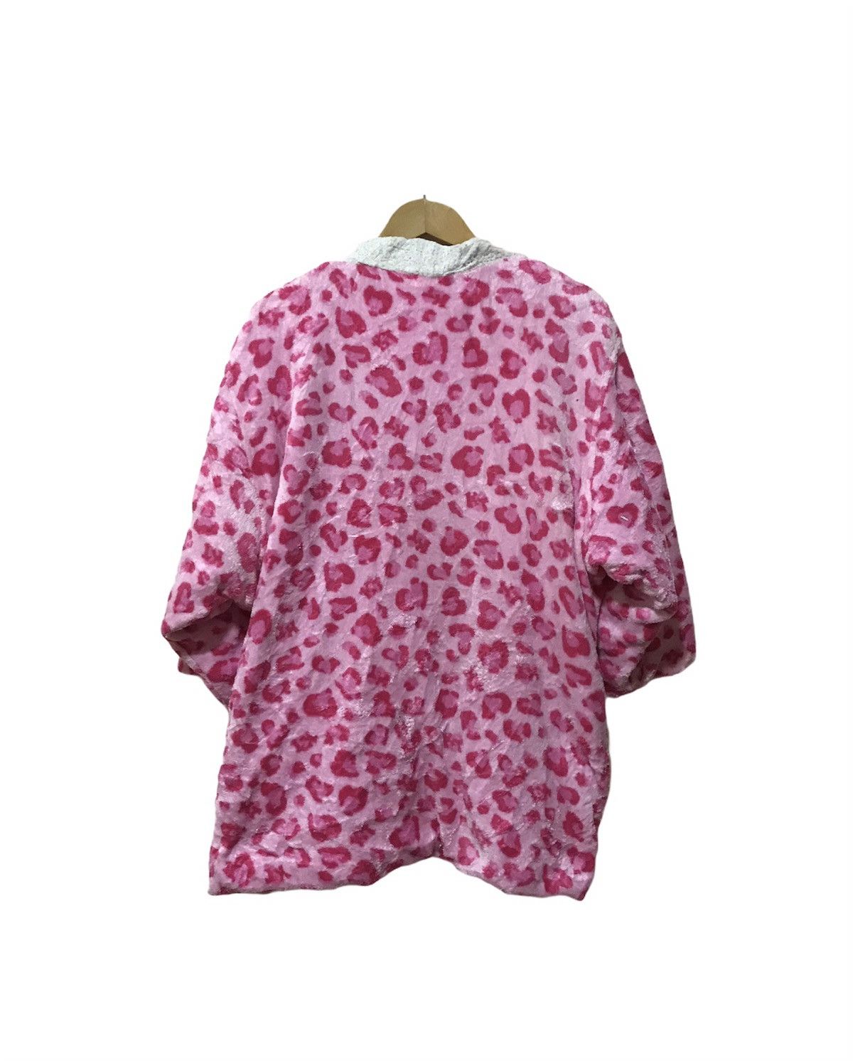 Japanese Brand DOPE🔥 Sanrio Hello Kitty Pinky Love Kimono Size US L / EU 52-54 / 3 - 8 Thumbnail